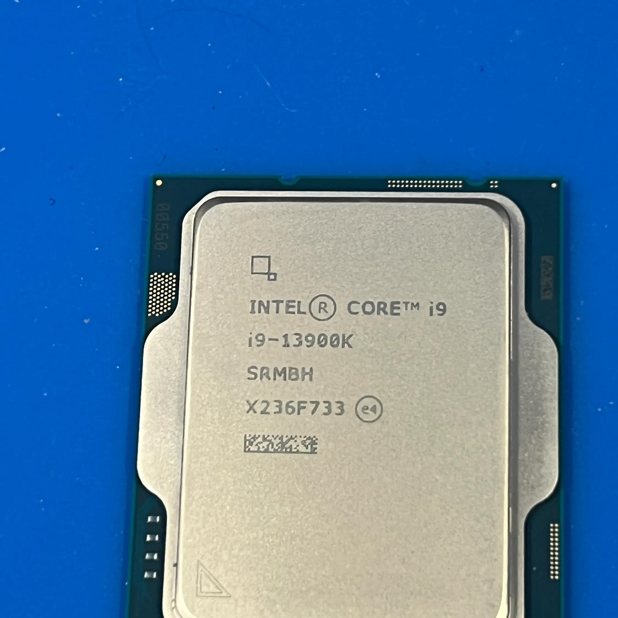 INTEL CORE i9 13900K With ASUS ROG MAXIMUS Z690 HERO and INTEL CONTACT FRAME