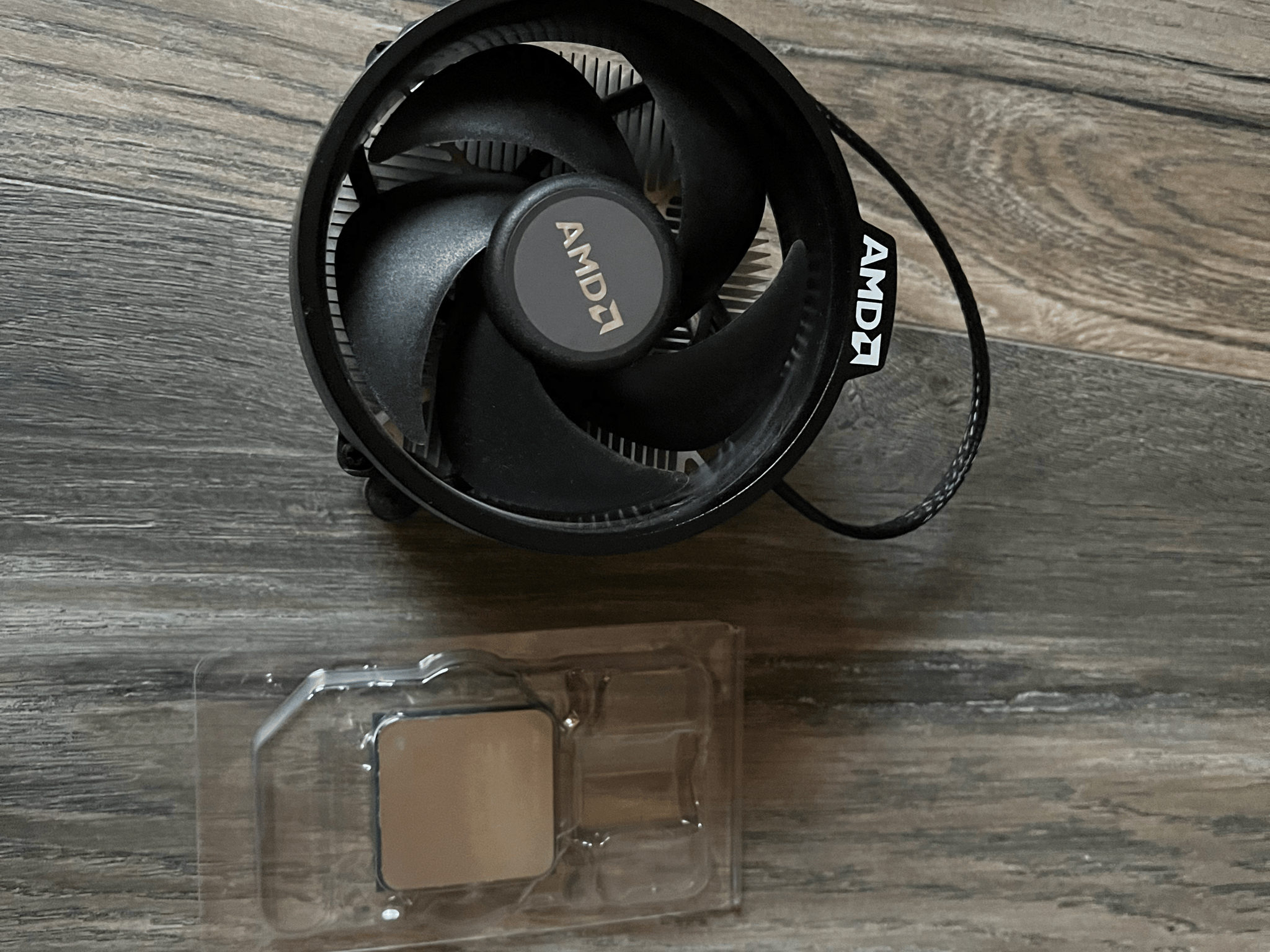 AMD Ryzen 3600x + Stock Cooler