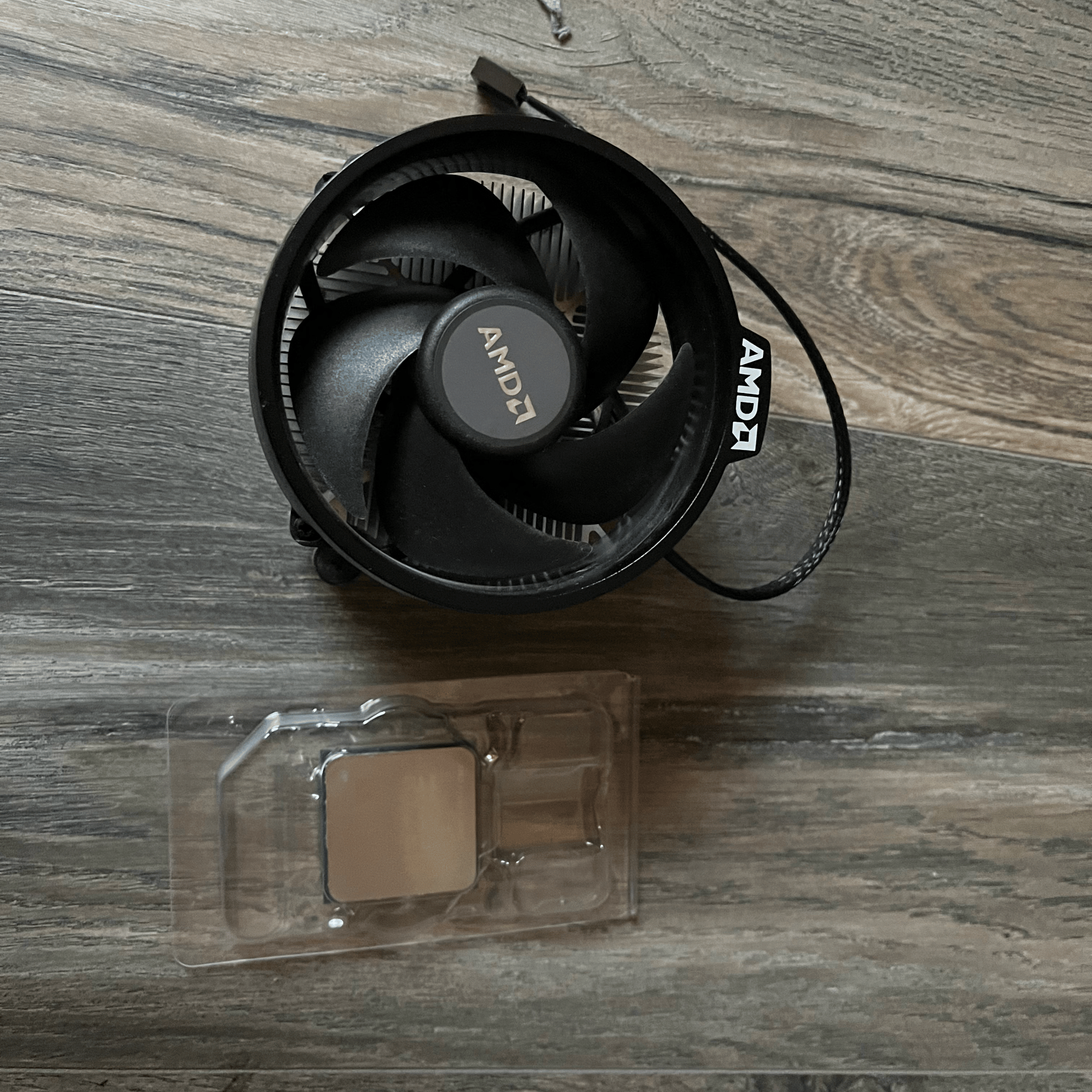 AMD Ryzen 3600x + Stock Cooler