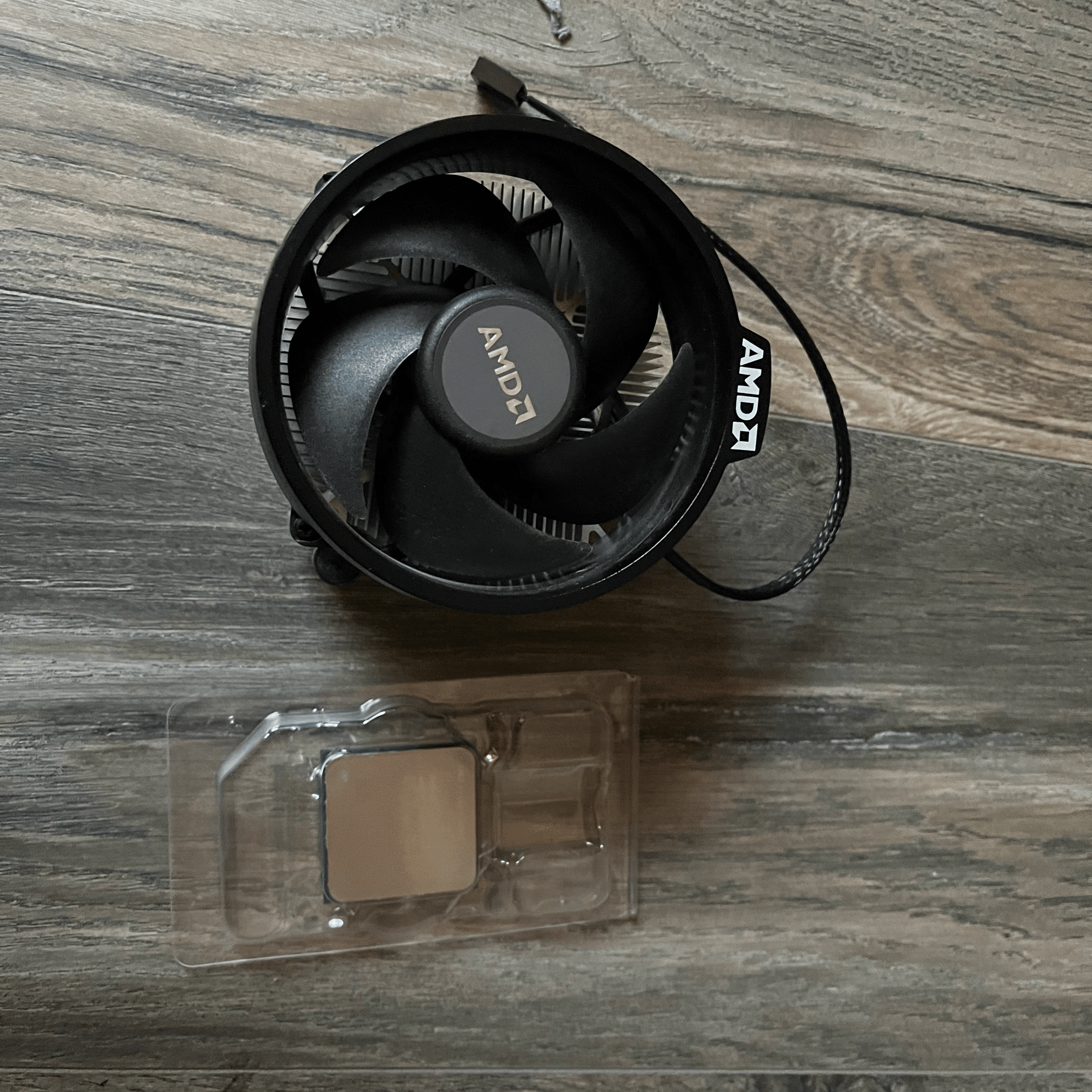 AMD Ryzen 3600x + Stock Cooler