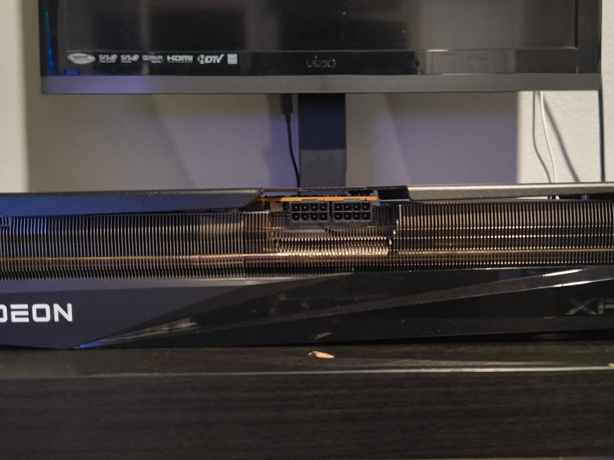 XFX QuickSilver Magnetic Air AMD Radeon RX 9070 XT 16 GB GDDR6 Pro Gaming