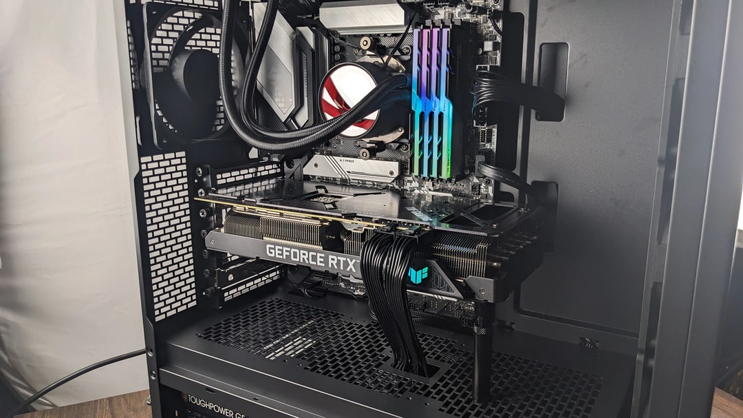 RTX 3080 Ryzen 9 5900X, 4x8GB 3600mhz, 500GB Gen 4 NVMe, 1TB NVMe