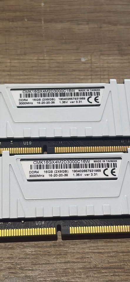 Machinist B450 (AM4), Ryzen 5 2600, Corsair Vengeance 2x8GB