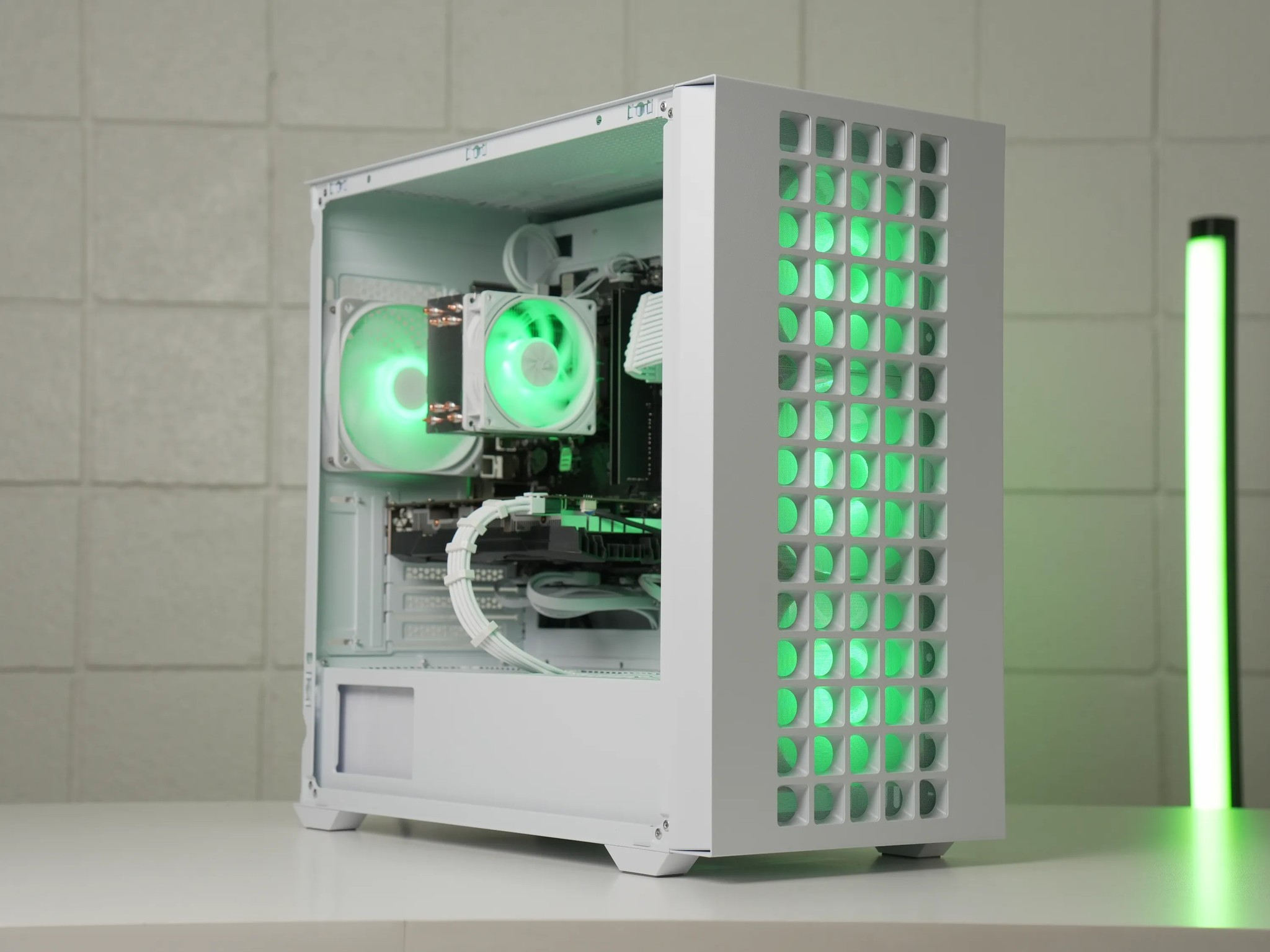 Budget 1080p Gaming PC | GTX 1660 SUPER | RYZEN 5 2600X | 32GB RAM | 1TB SSD | Windows 11 |