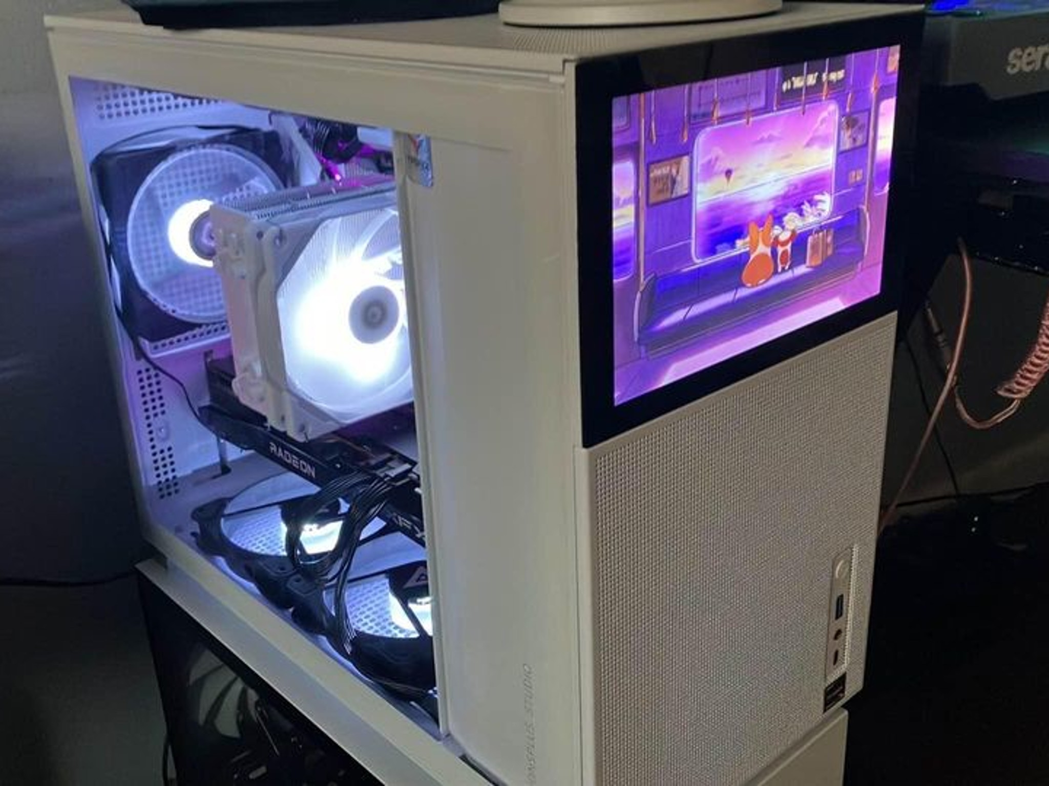 Custom White PC - AMD Rx 6700xt/24gb RAM/AMD Ryzen 5 5500/500gb storage