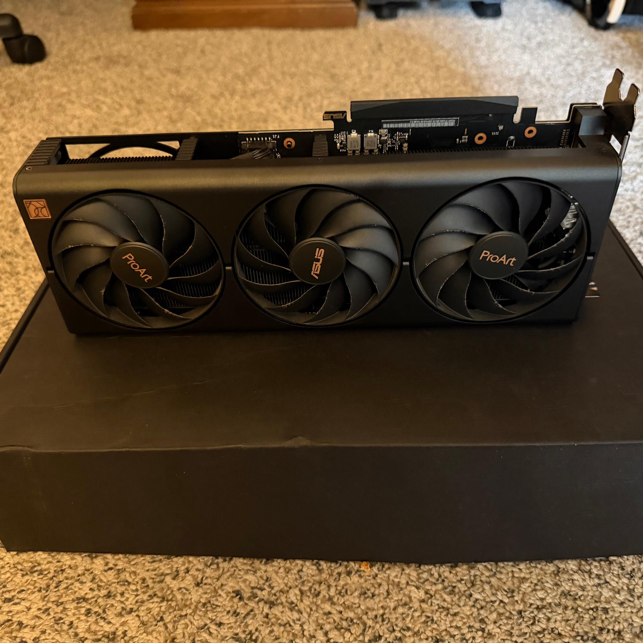 ASUS ProArt GeForce RTX 4060 OC Edition