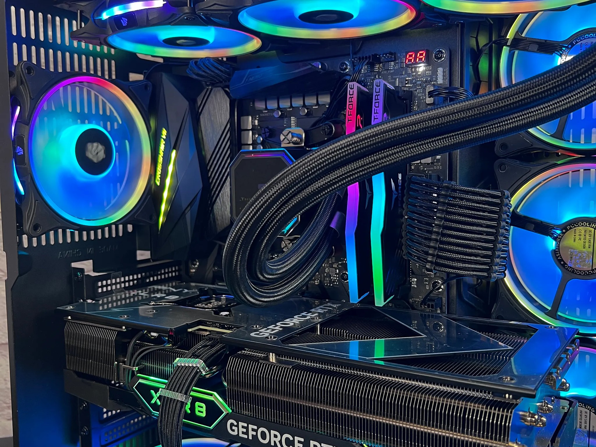 Ryzen 7 5800X3D RTX 4070 TI 32GB Ram 2TB WiFi Win 11 Gaming PC