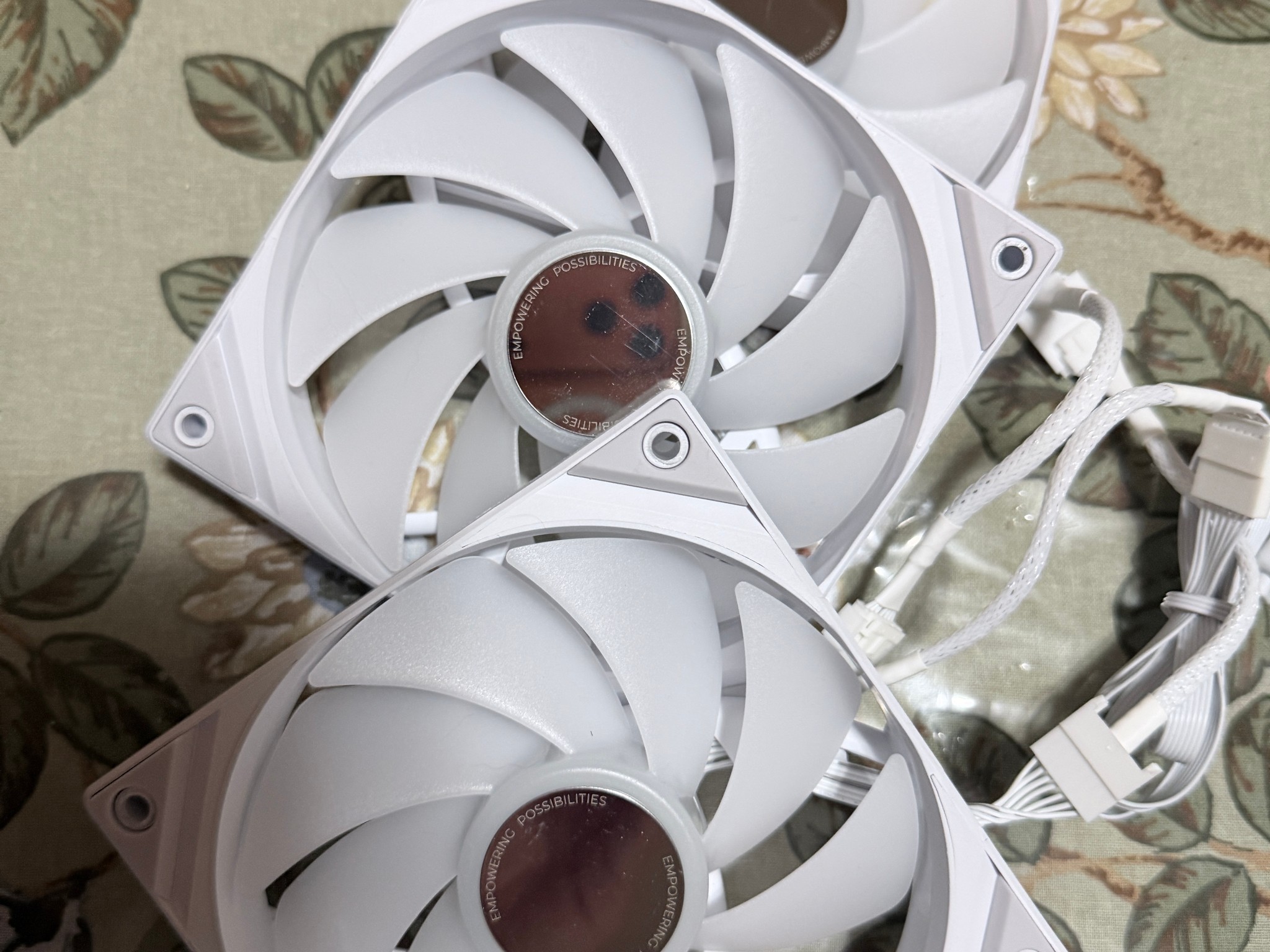 TRYX 120mm ARGB Case Fans | Daisy chain | P