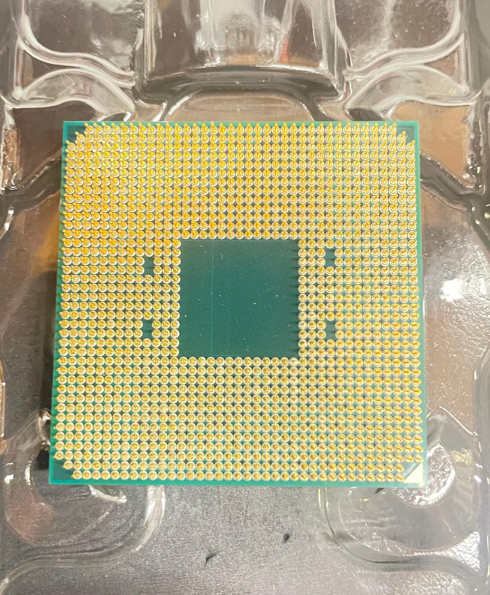 AMD Ryzen 7 5700x