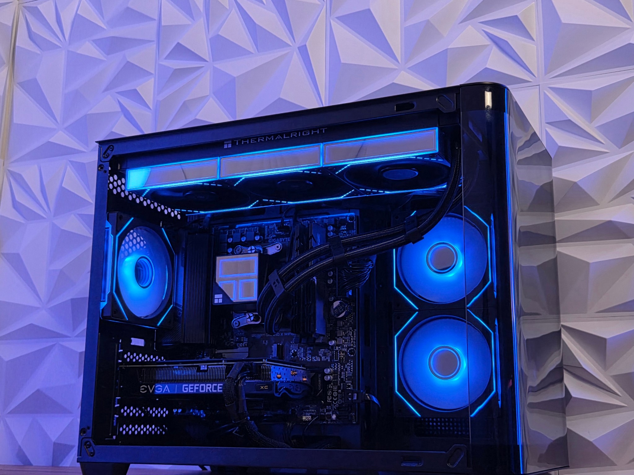 RTX 3060 12GB | Ryzen 5 5500 | 16GB RAM | Fortnite 180+ FPS