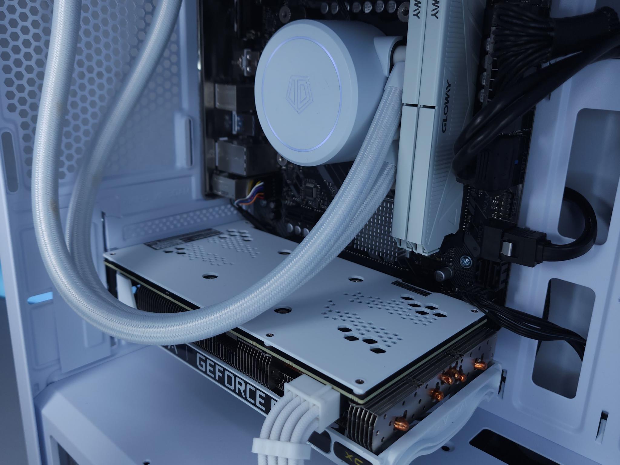 🤍🤍 RTX 3060 Ti // Core i5 12400 // 16GB 3600MHz // 1TB NVMe Gen 3