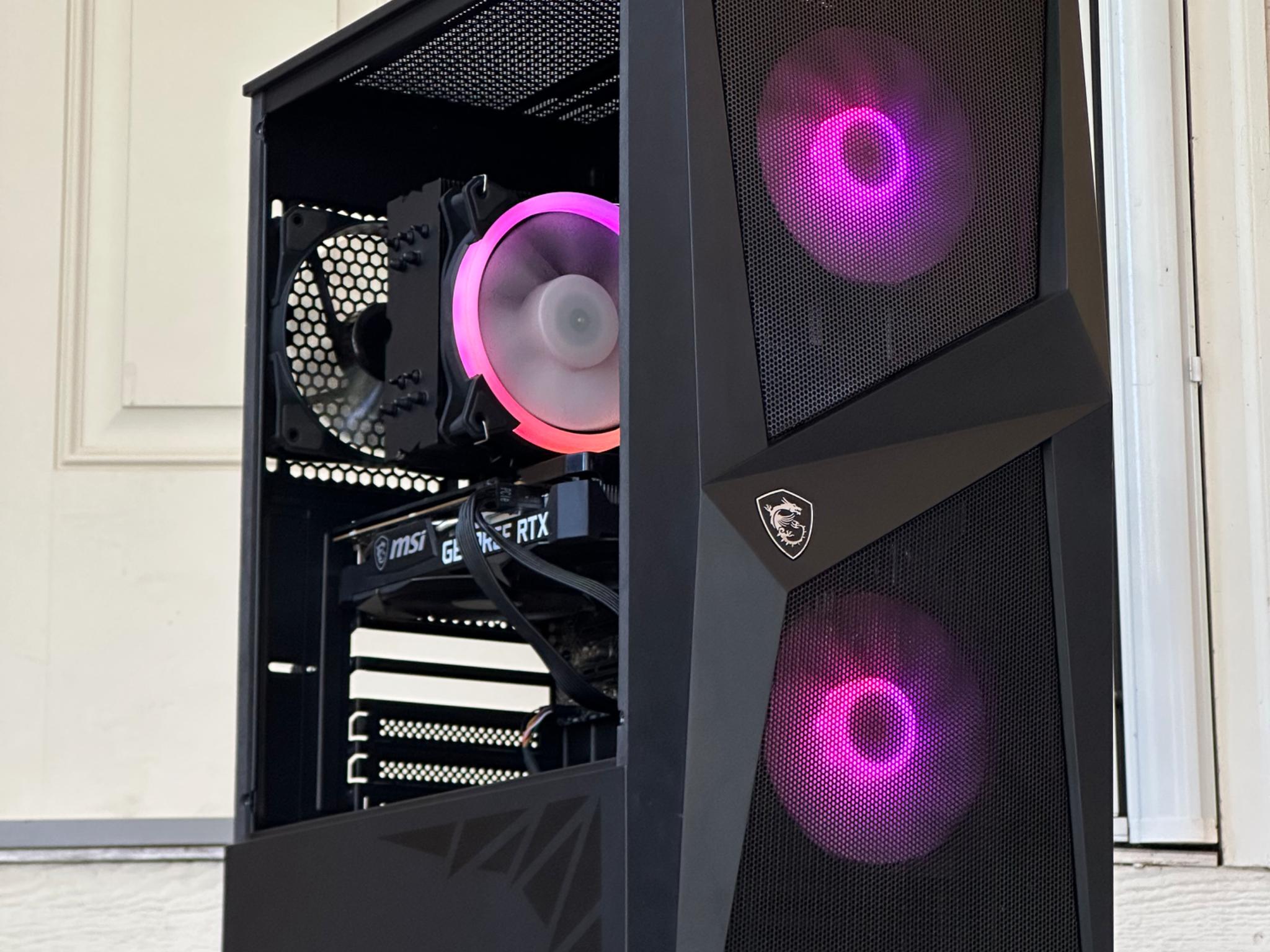 Gaming pc / RTX 3060 / i7-12700F / 32GB 3200MHz Ram / 3TB Storage / windows 11