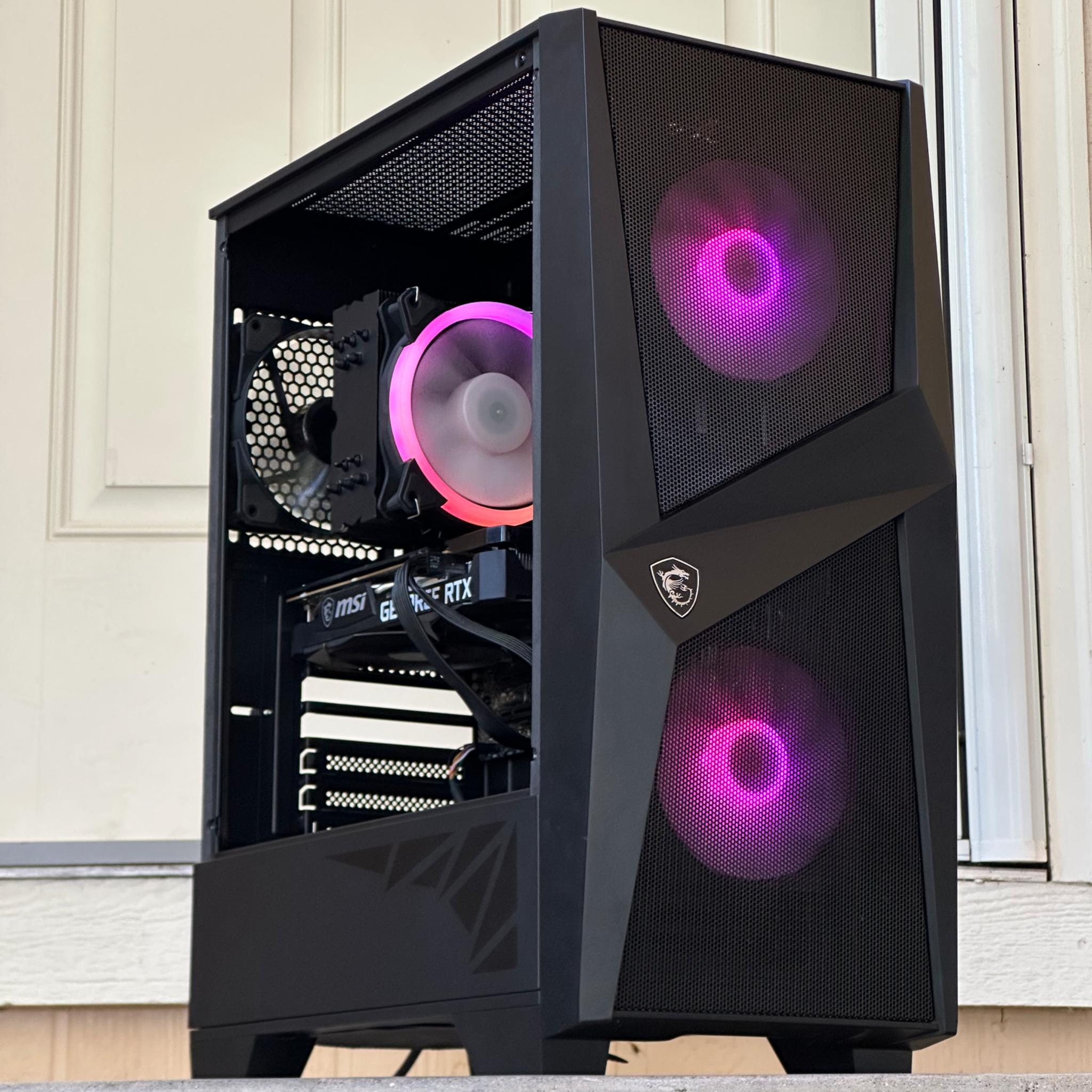 Gaming pc / RTX 3060 / i7-12700F / 32GB 3200MHz Ram / 3TB Storage / windows 11