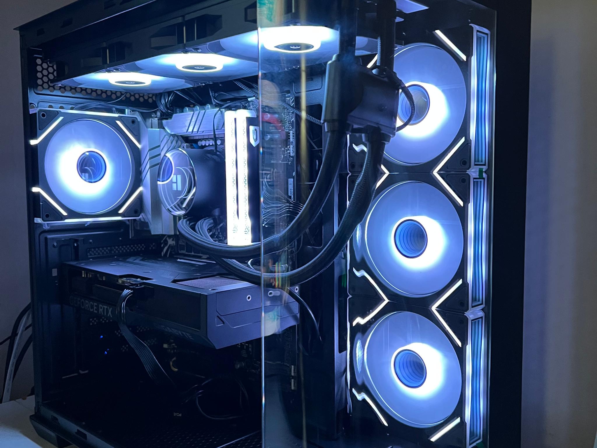RTX 4070 gaming pc | Intel core i7 14700kf| 32gb ddr5| 2tb storage| 4k gaming