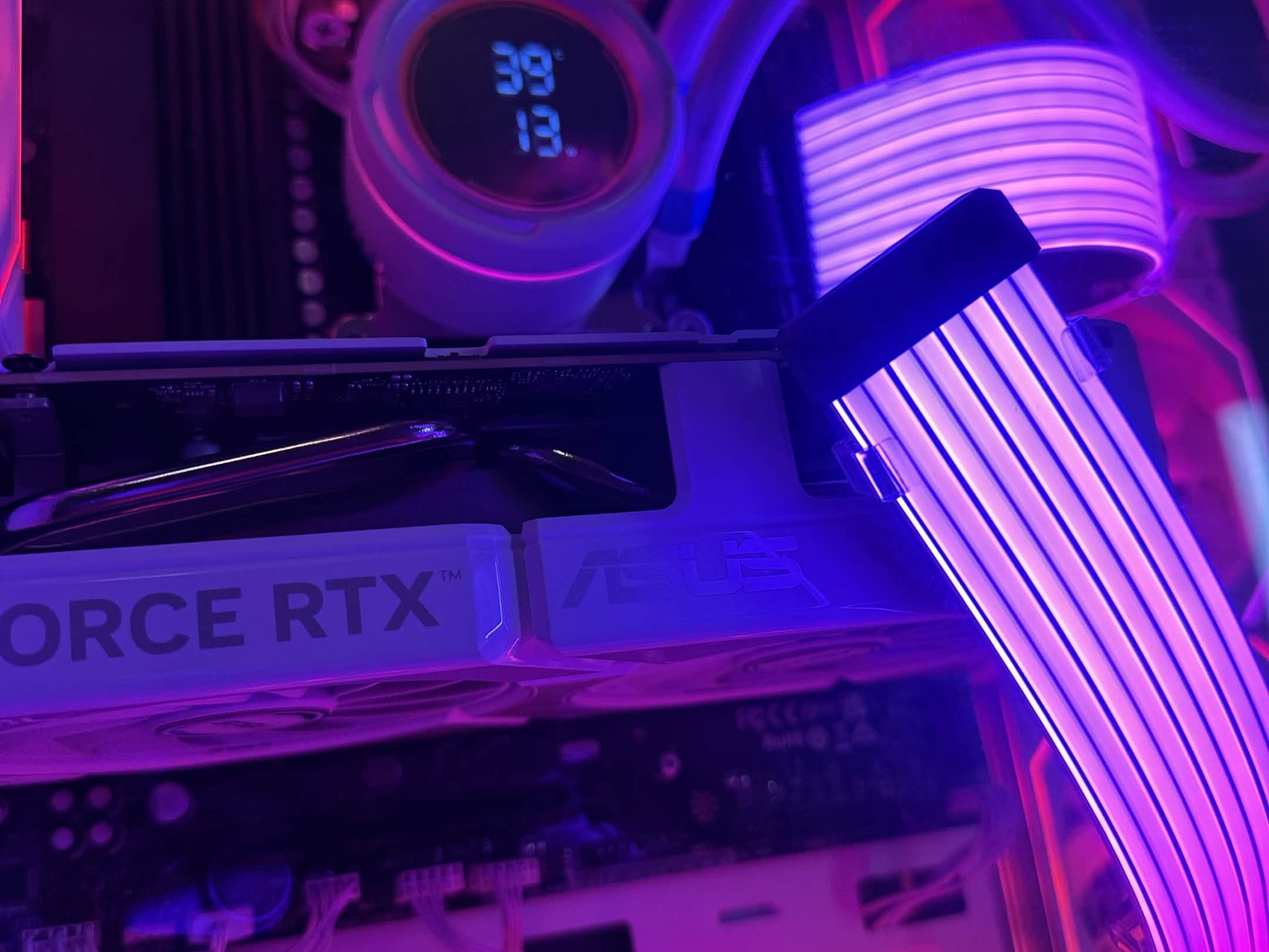 Custom White All New Gaming PC RTX 5060 Gaming PC | Ryzen 5 7500X3D | 1TB SSD