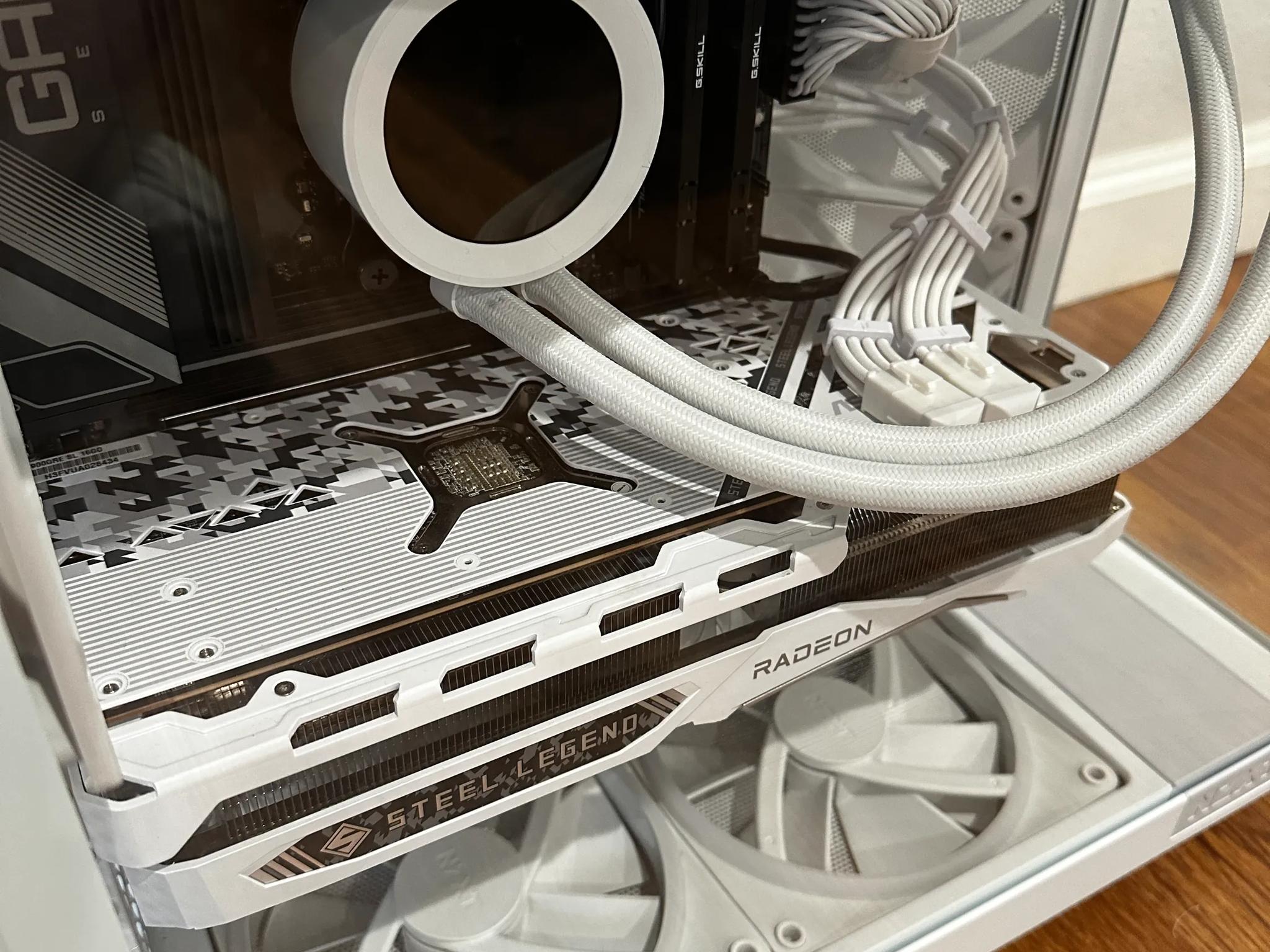 ASRock AMD RX 7900 GRE 16GB