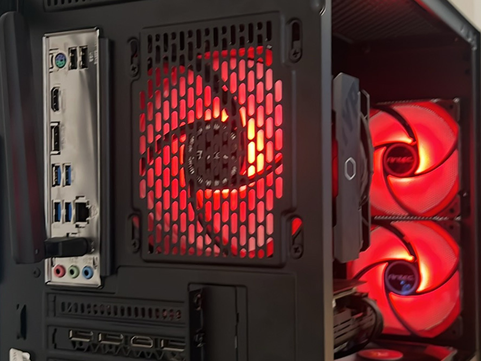 ♠️ Black Ace ♠️ Gaming PC | Ryzen 5 5500 | INNO3D GTX 1070 Ti | 16GB DDR4