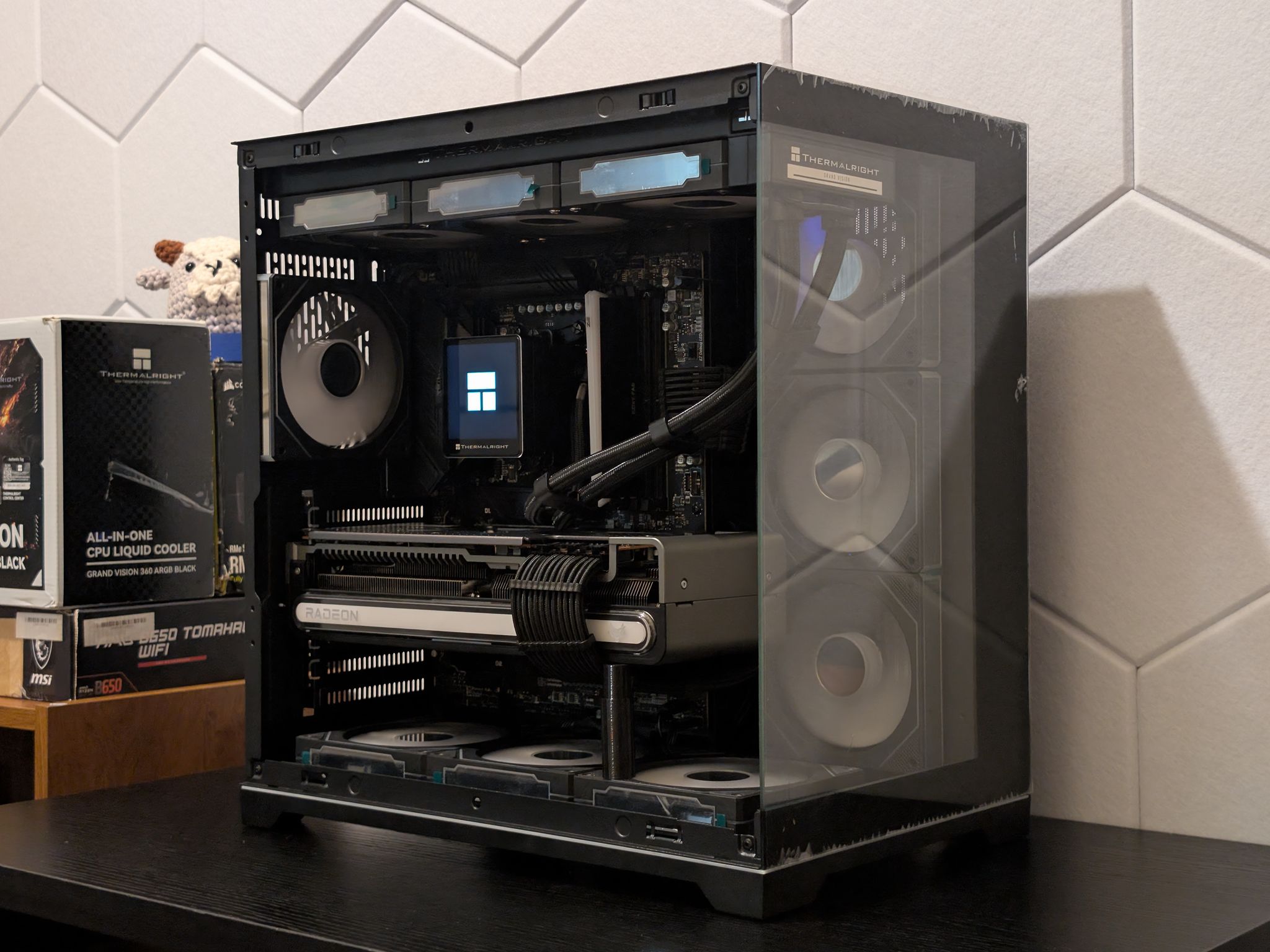 ♠️🔥4K Gaming Beast | RX 7900XTX | Ryzen 9 9900X | 2TB SSD | 32GB RAM | WiFi 6 & Bluetooth🔥♠️
