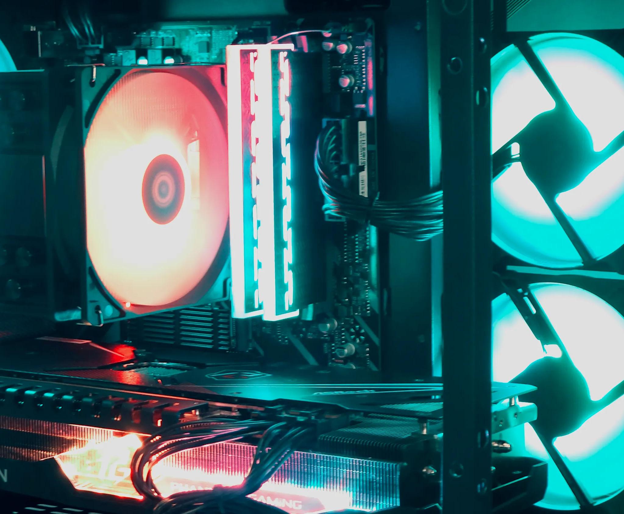 R7 5800X/ 7900XT Gaming PC Computer