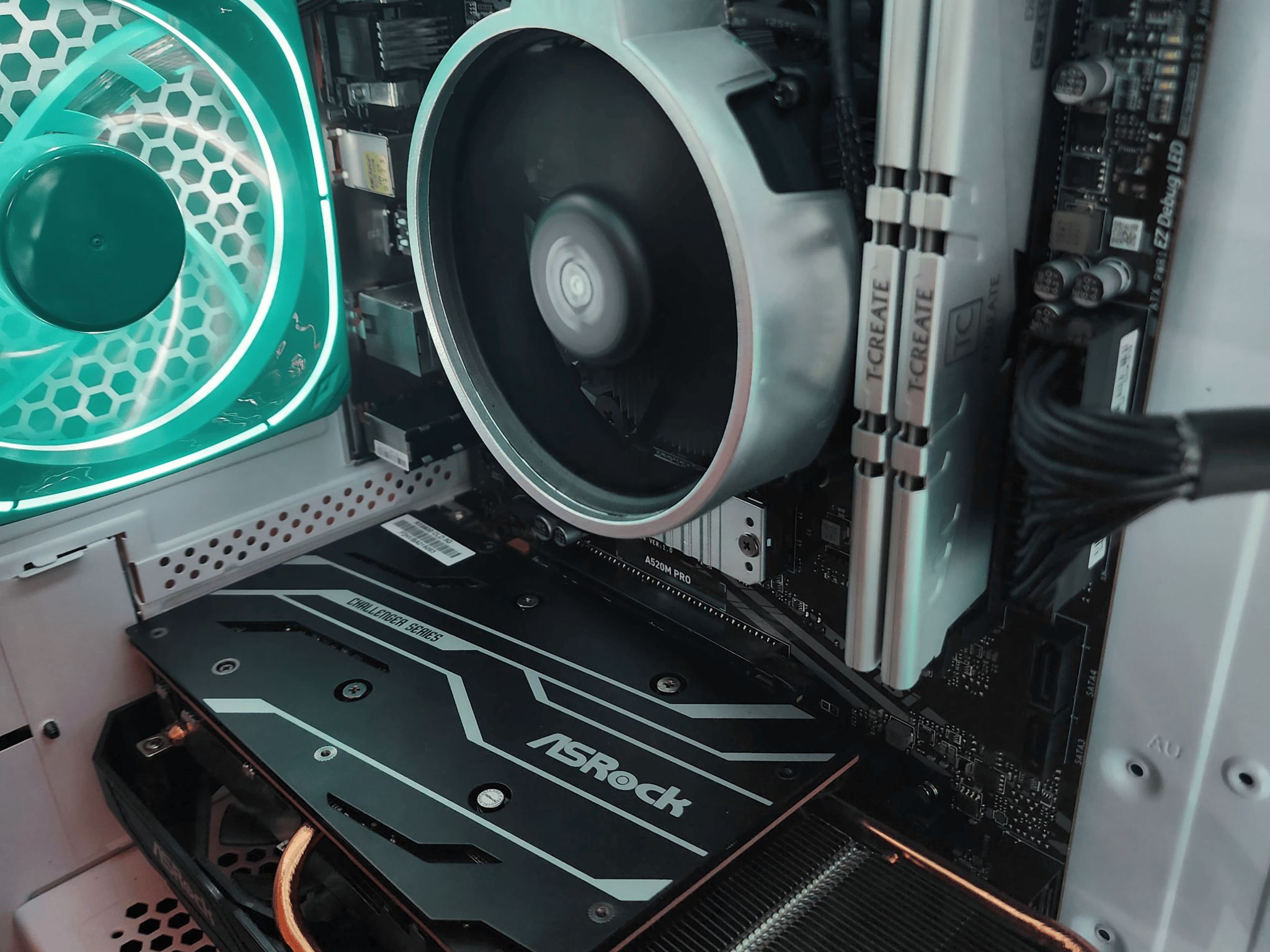 🤍👽🤍 ASRock RX 6600 //  AMD Ryzen 5 3500X // T-Create 16GB 3200MHz