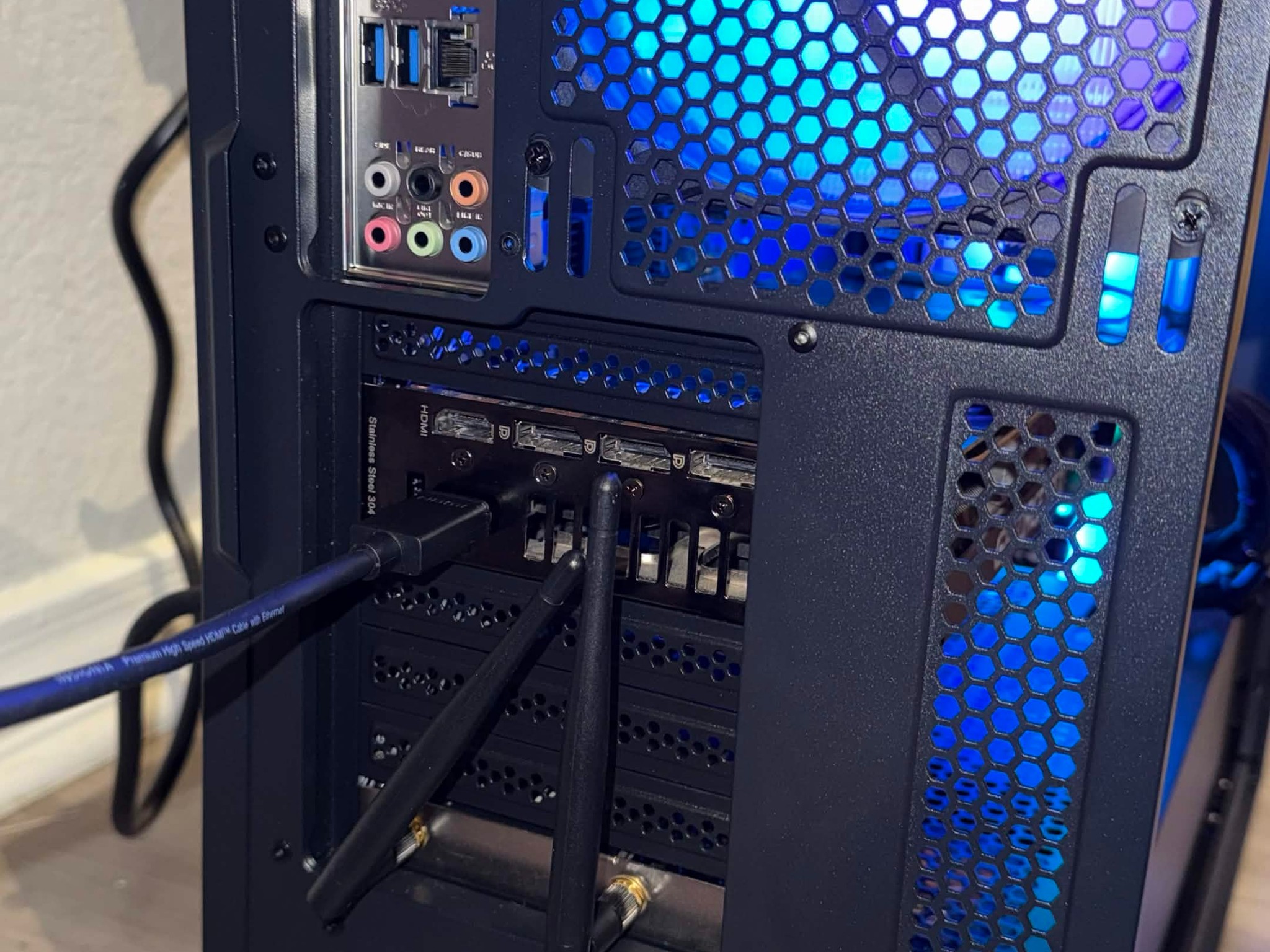 RGB Gaming PC | i7 10700k | 32GB DDR4 | RTX 3070 Ti | 1TB NVMe | Windows 11 | Montech Air 903 Max