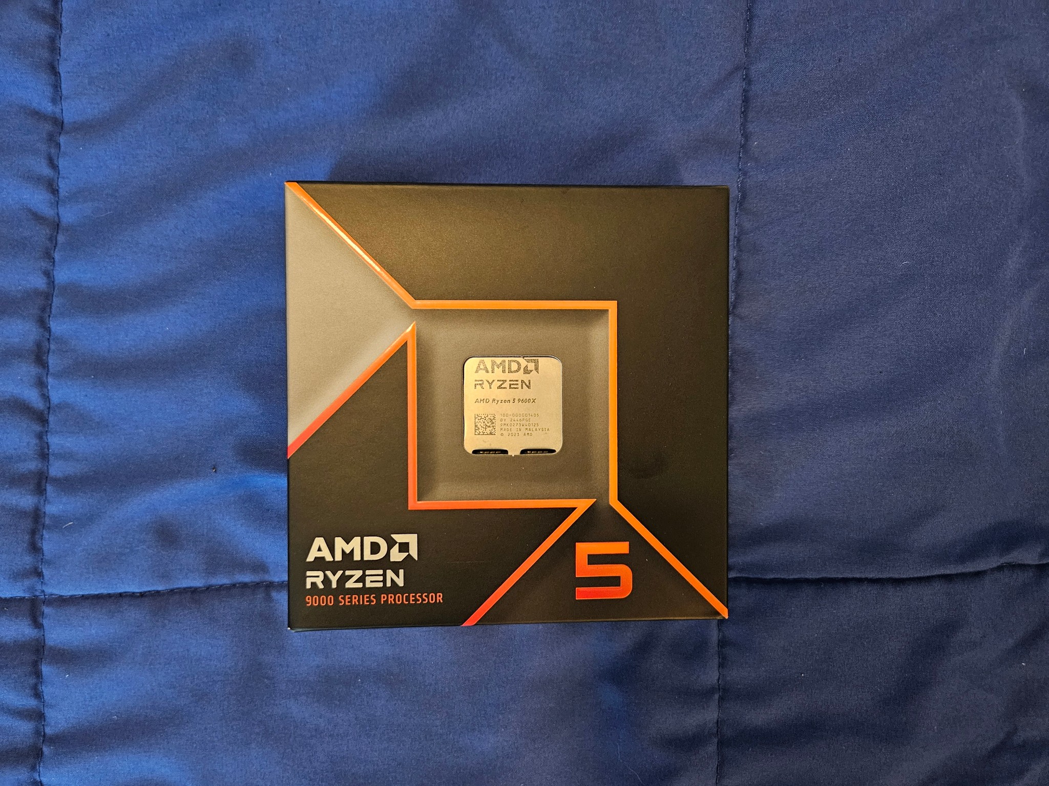 AMD Ryzen 5 9600X - Ryzen 5 9000 Series Granite Ridge (Zen 5) 6-Core 3.9 GHz - Socket AM5 65W