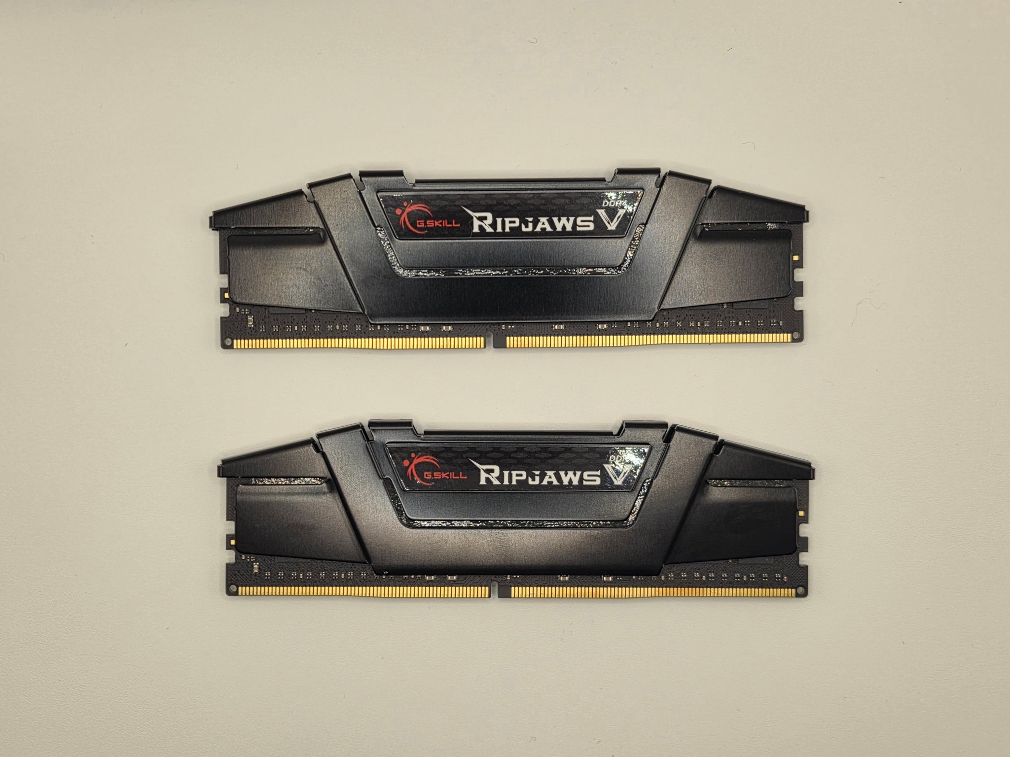 G.Skill RipjawsV CL18 DDR4-3600 64gb (32GBx2)