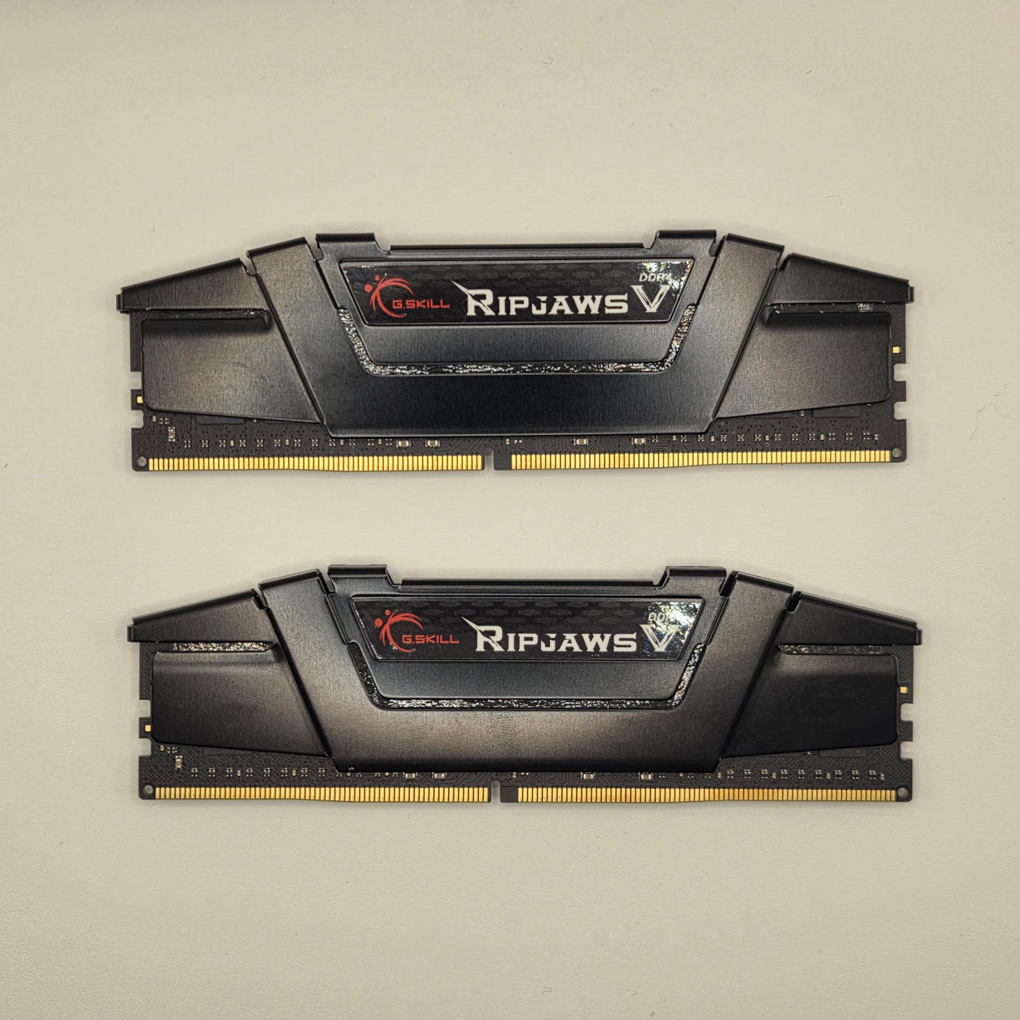 G.Skill RipjawsV CL18 DDR4-3600 64gb (32GBx2)