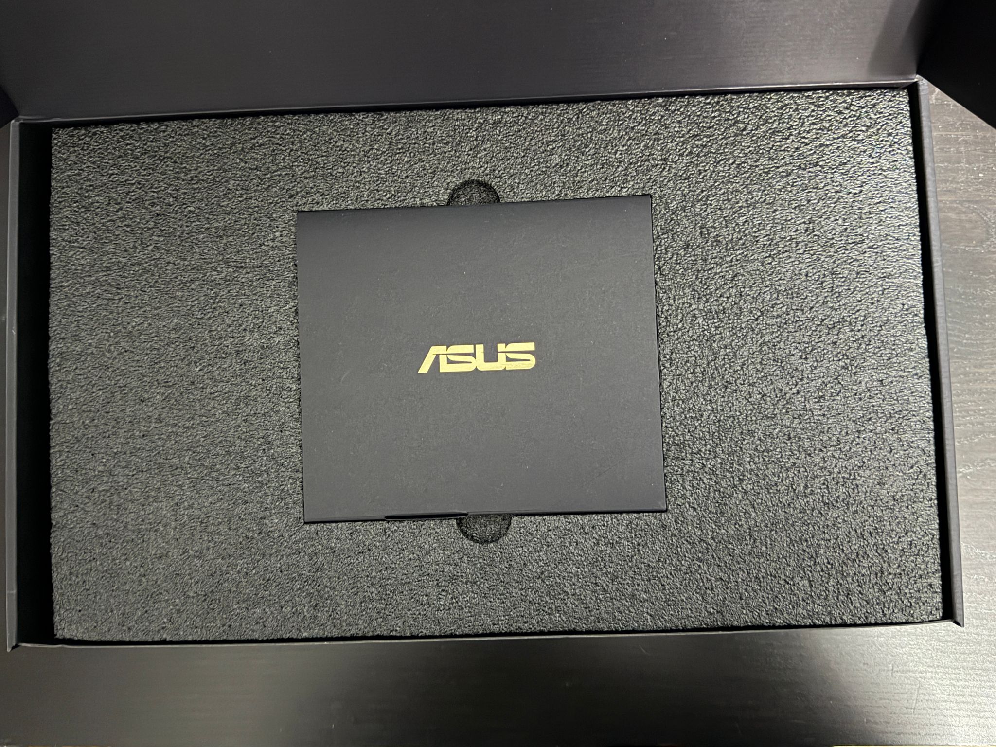 Asus ProArt OC GeForce RTX 4070 Ti SUPER 16gb vram SFF