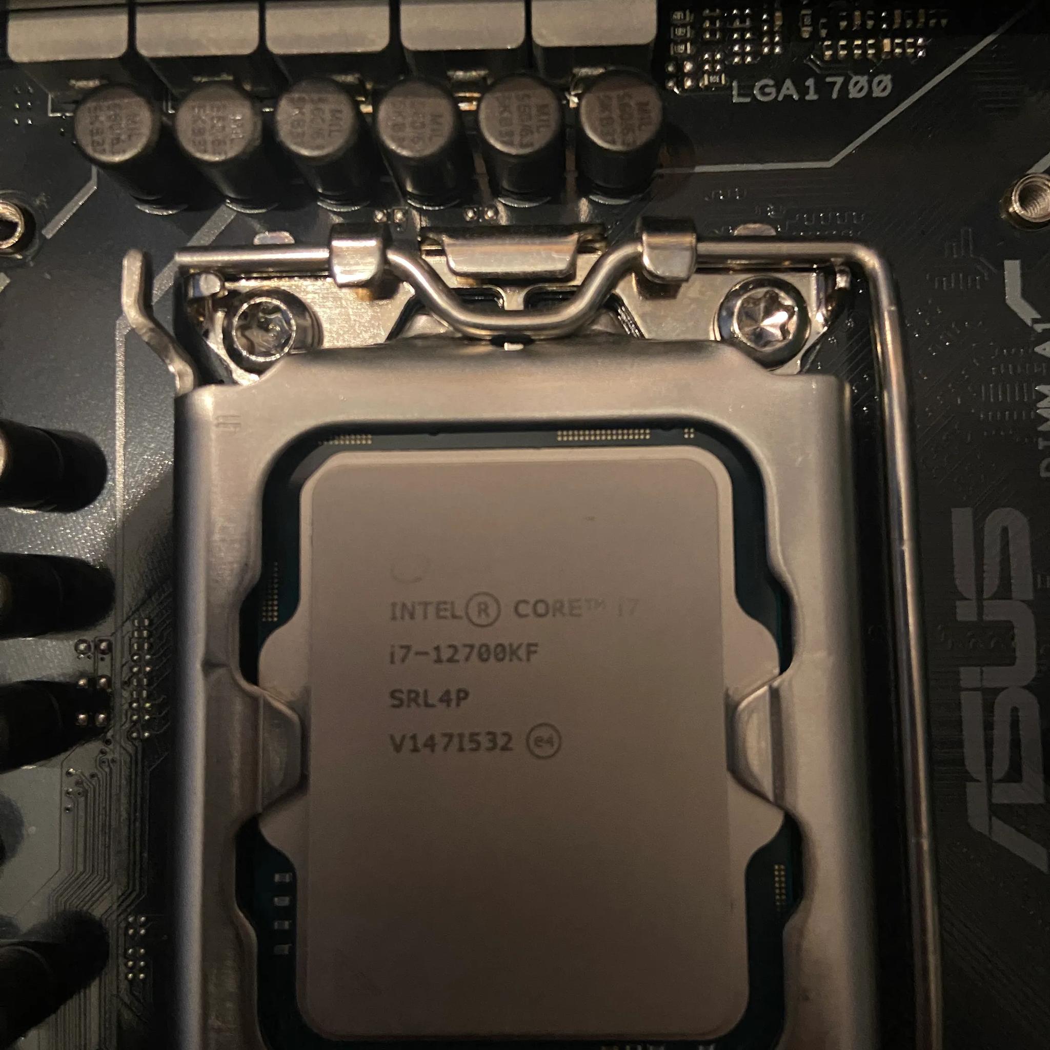 COMBO | i7 12700kf | ASUS TUF B660M-PLUS WiFi | 16GB 3200Mhz |