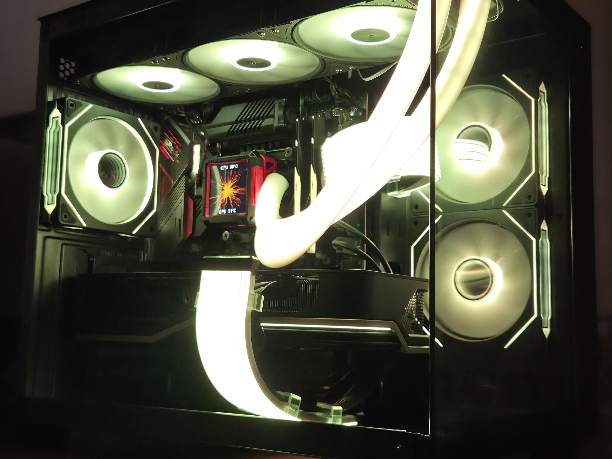 The Inferno! 🔥 – i5-14600K • RX 6950 XT • 32GB DDR5 • LCD Display • 1440p / 4K Gaming PC