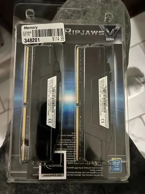 G.Skill Ripjaws V 16GB (2 x 8GB) DDR4-3200 PC4-25600 CL16 Dual Channel Desktop Memory Kit 3200C16D