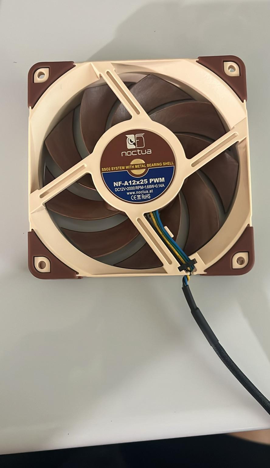 Noctua NF-A12x25 PWM, Premium Quiet Fan, 4-Pin (120mm, Brown)X5 fans