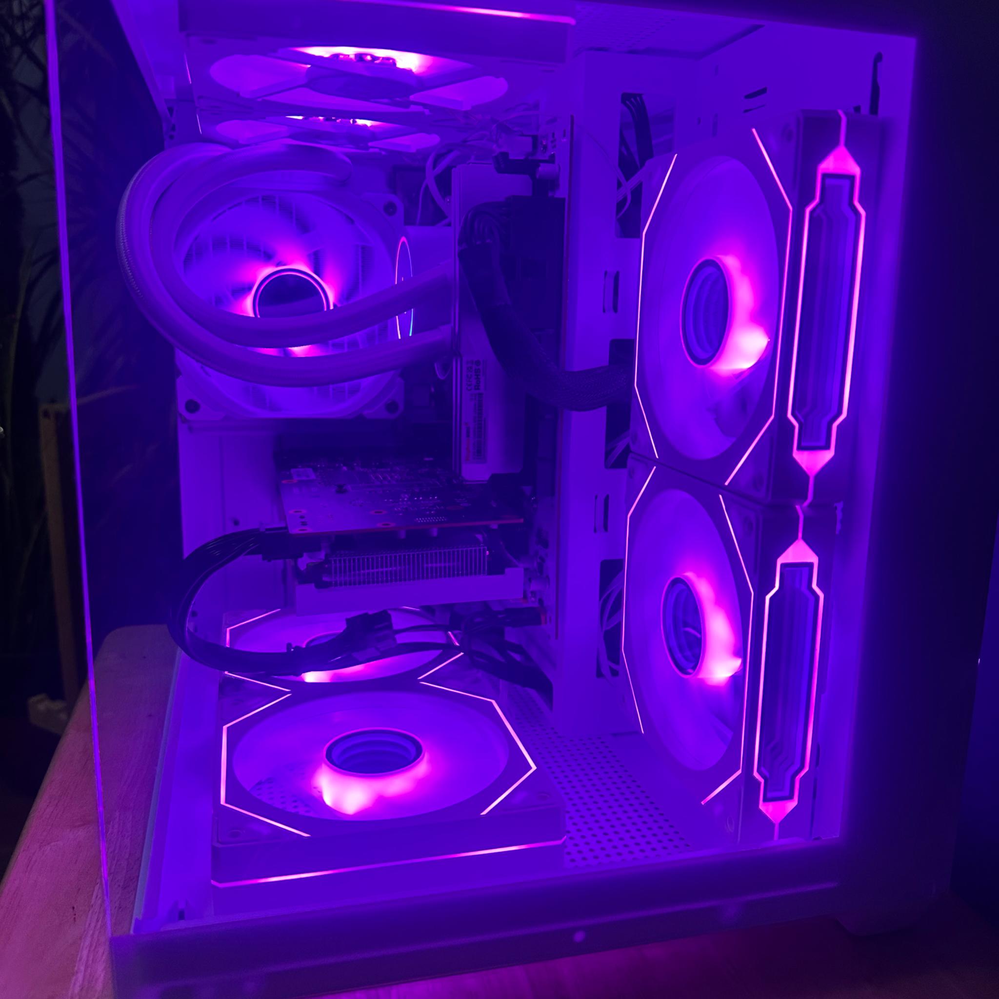 Ryzen 5 5600g|RX 6600|B-450|16g DDR4 3200mhz|512g M.2 NVME|500w 80+ Bronze Psu|120mm AIO