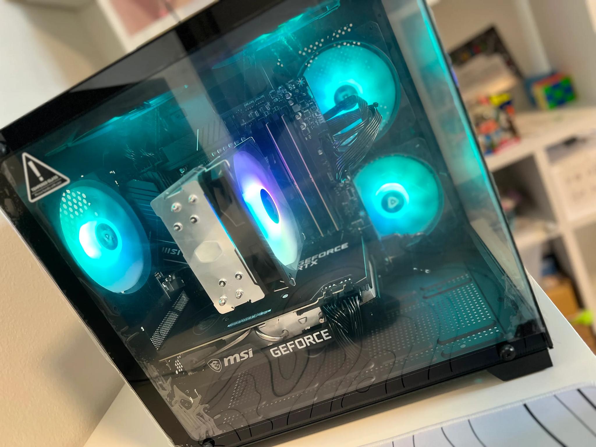 !Gaming PC! Mid Range Beast! Nvidia RTX 3070 & AMD Ryzen 7 7700. 16 GB DDR5 5600 Mhz & 1 TB...