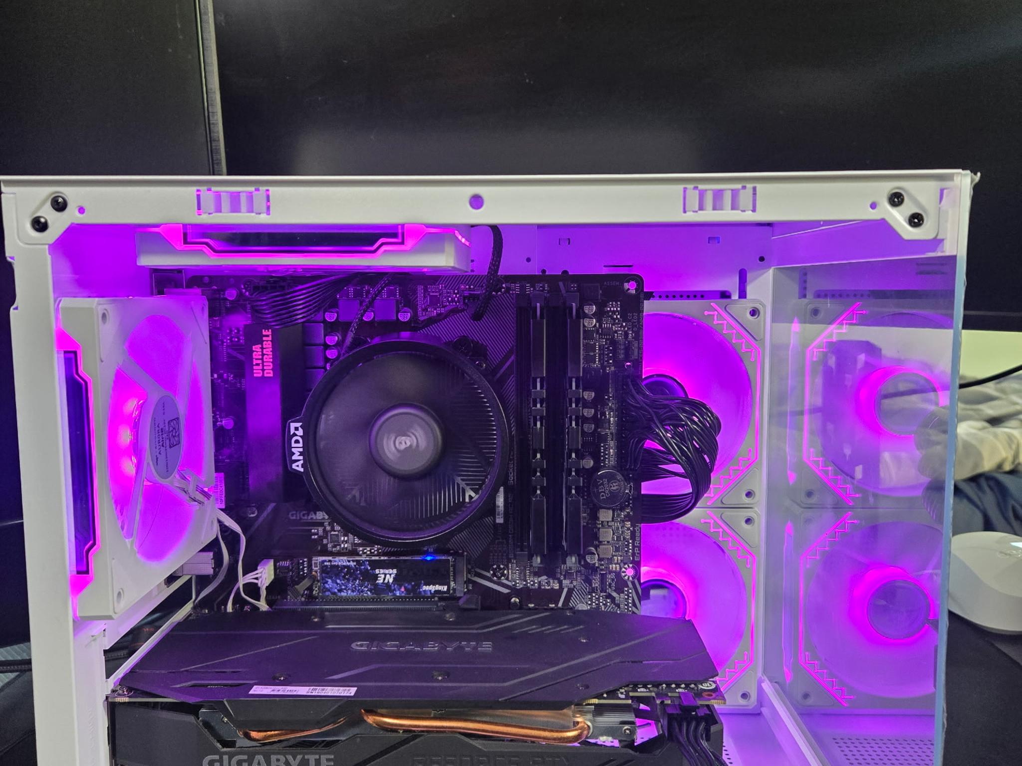 A mid ranged custom gaming pc with a Gigabyte GeForce RTX OC 2060 and an AMD Ryzen 5 5500
