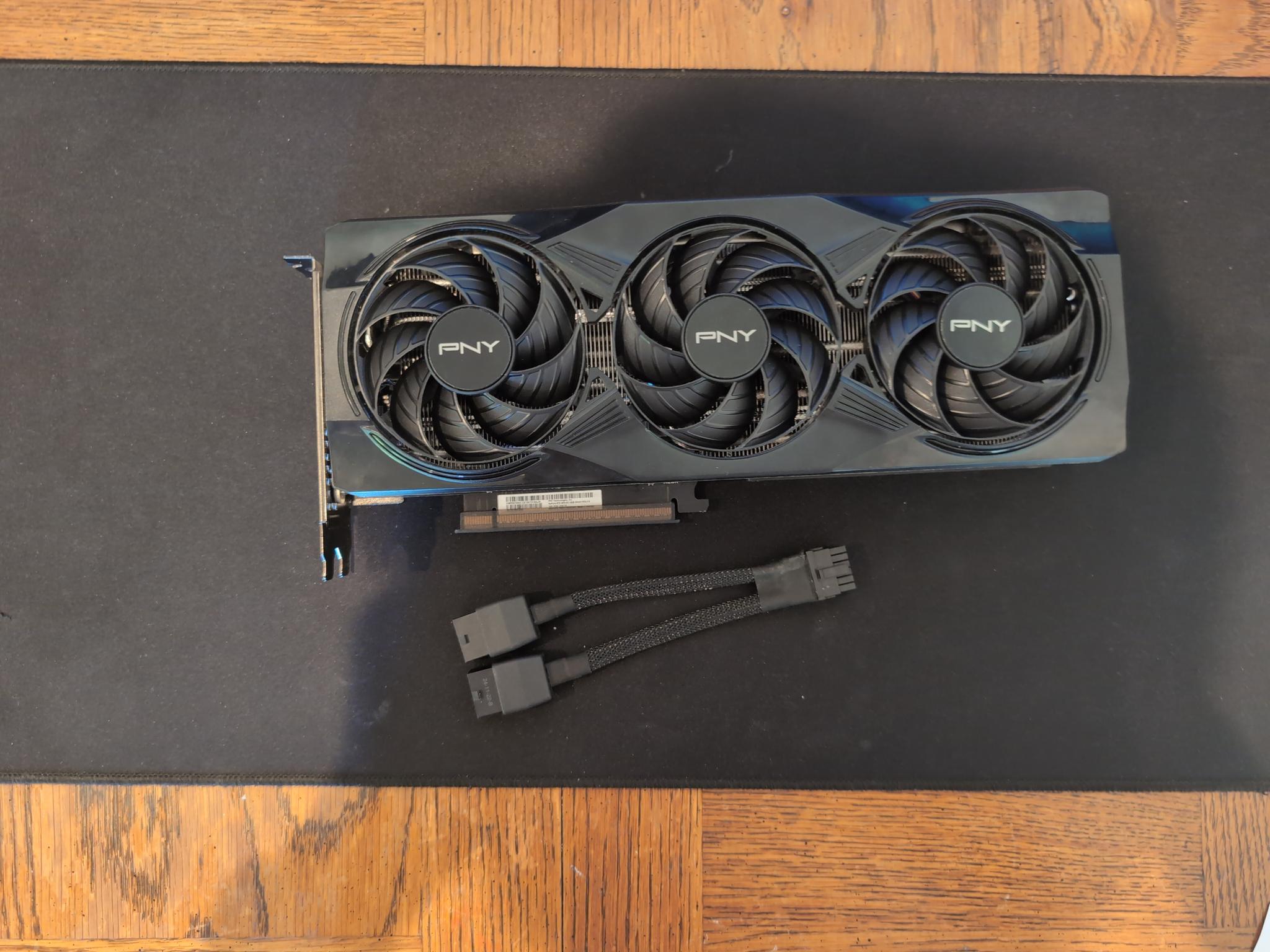 PNY GeForce RTX 5070 Overclocked Triple Fan - Image 2