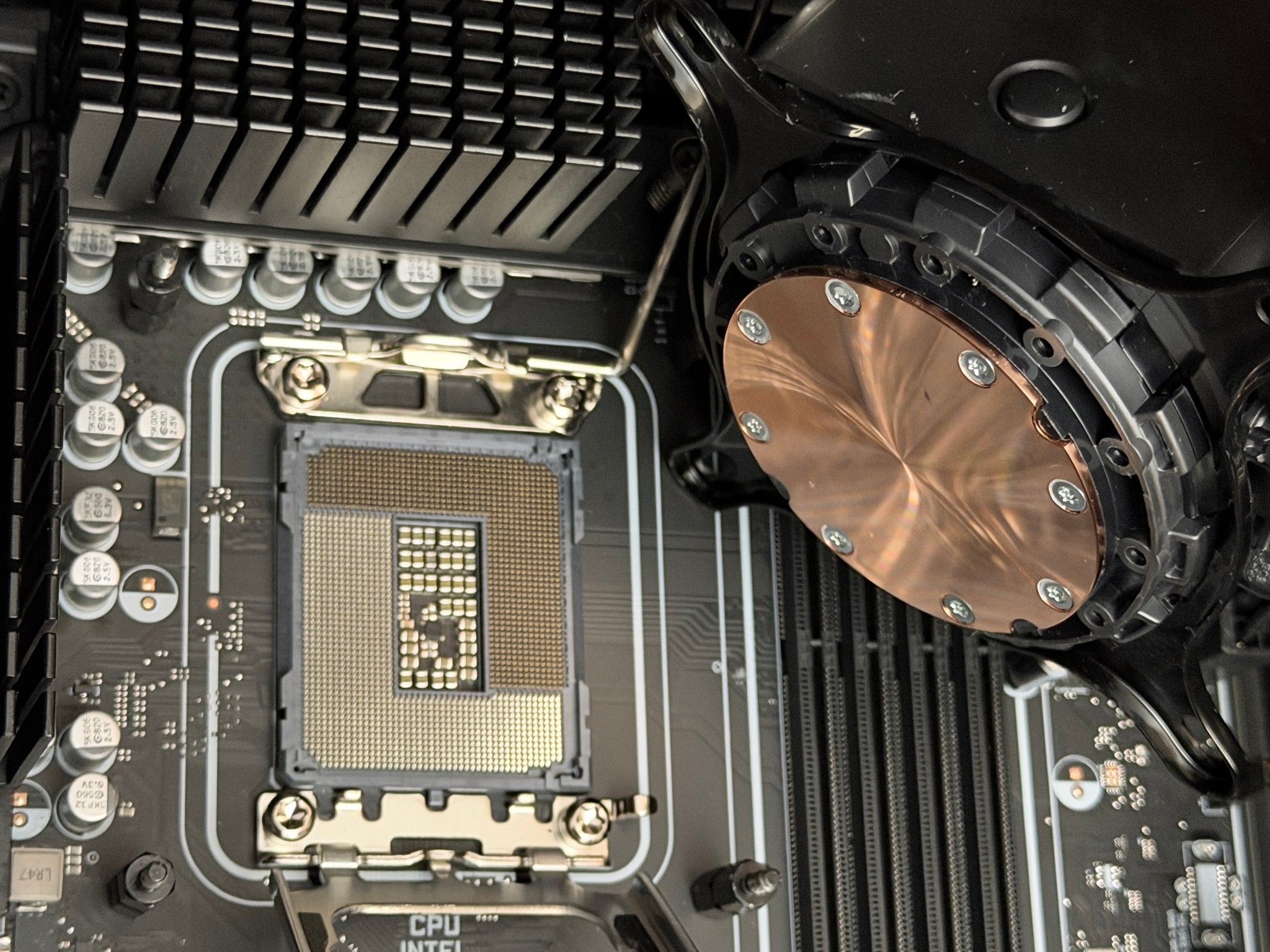 HP OMEN 45L Barebones — Z890/ LGA 1851 Motherboard - 360mm AIO - PSU - Case Fans