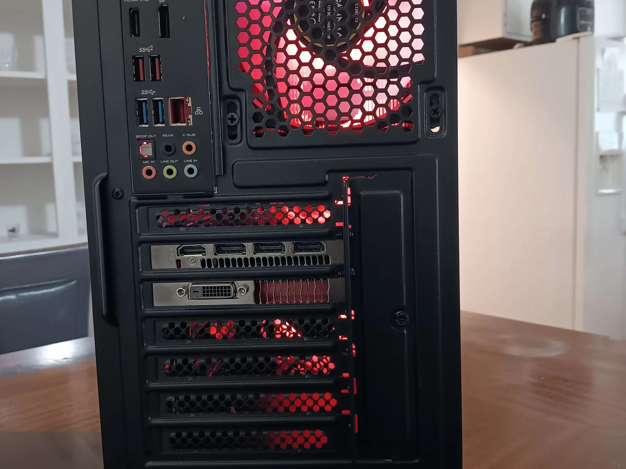 🔴⚫| **WEEKEND SALE!** | RX 580 8GB | RYZEN 5 2600 | 16GB DDR4 RAM | 2.5TB Storage | WIFI |