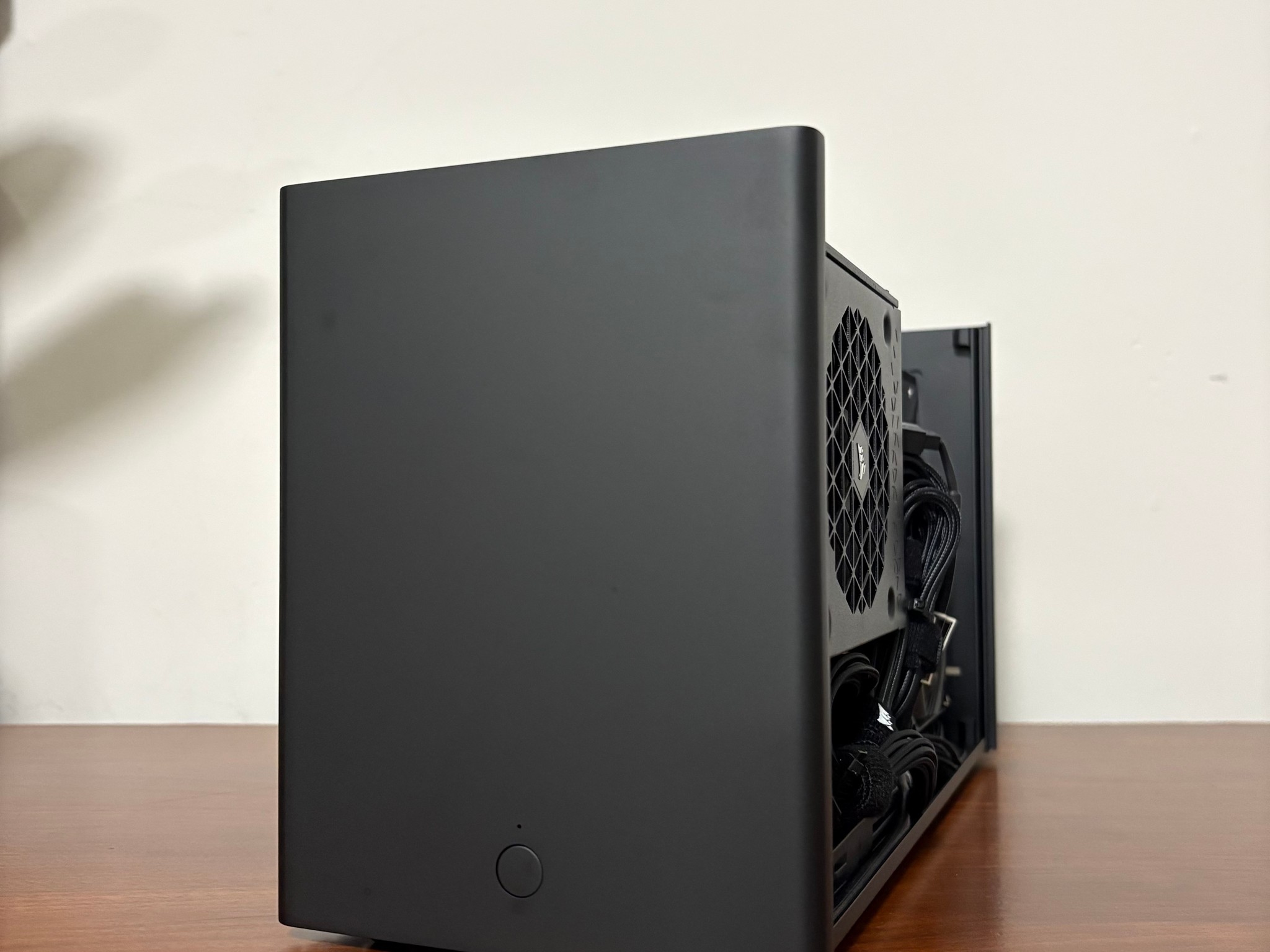 RX 9070 XT | Ryzen 5 7600X3D | 32GB DDR5 | 2TB NVMe | 850W Platinum | Louqe Ghost S1 (SFF)