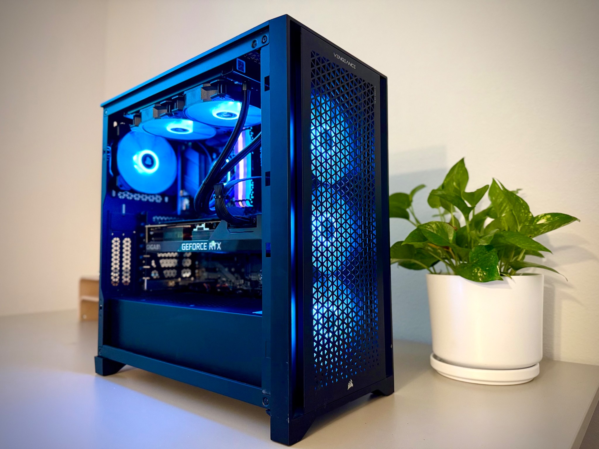 Corsair Vengeance i7200 Gaming PC, RTX 3080, i9-10850K, 32GB RAM, 1TB SSD + 2TB HDD, Wifi, Win 10