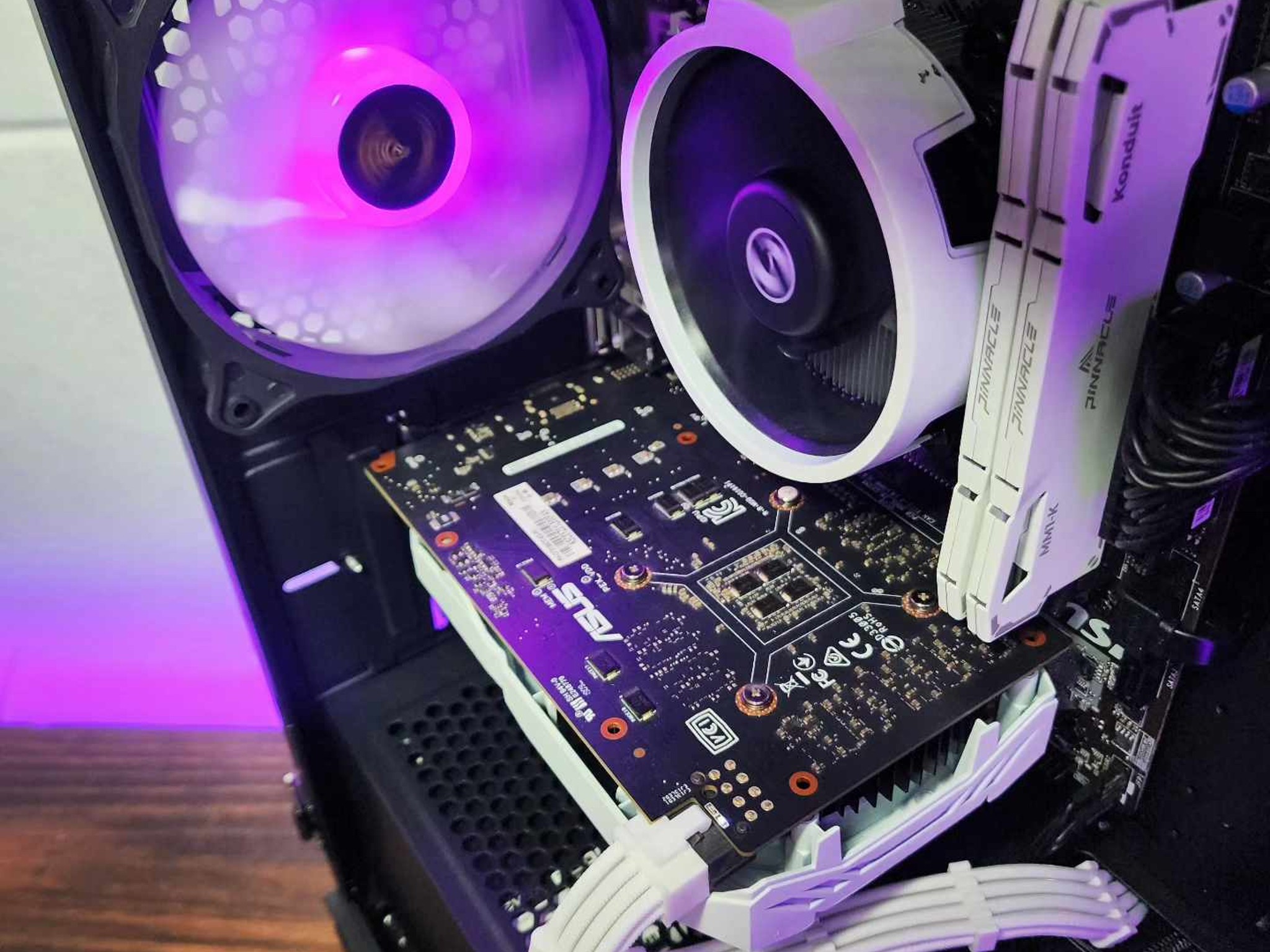 💜🤍💜 GTX 1660 Ti // Ryzen 5 1600AF // 16GB 3600MHz // 1TB SSD