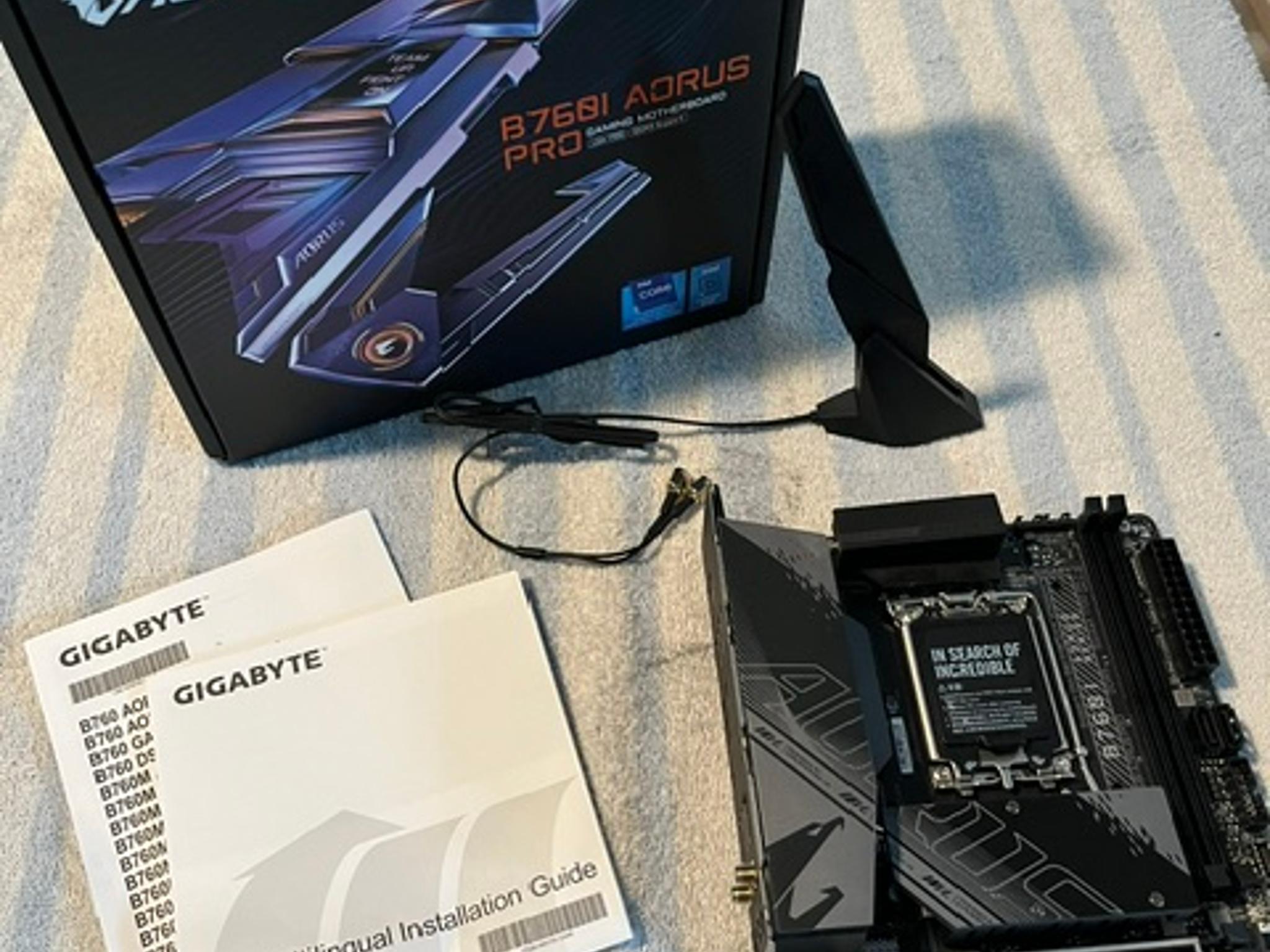 GIGABYTE B760I AORUS PRO