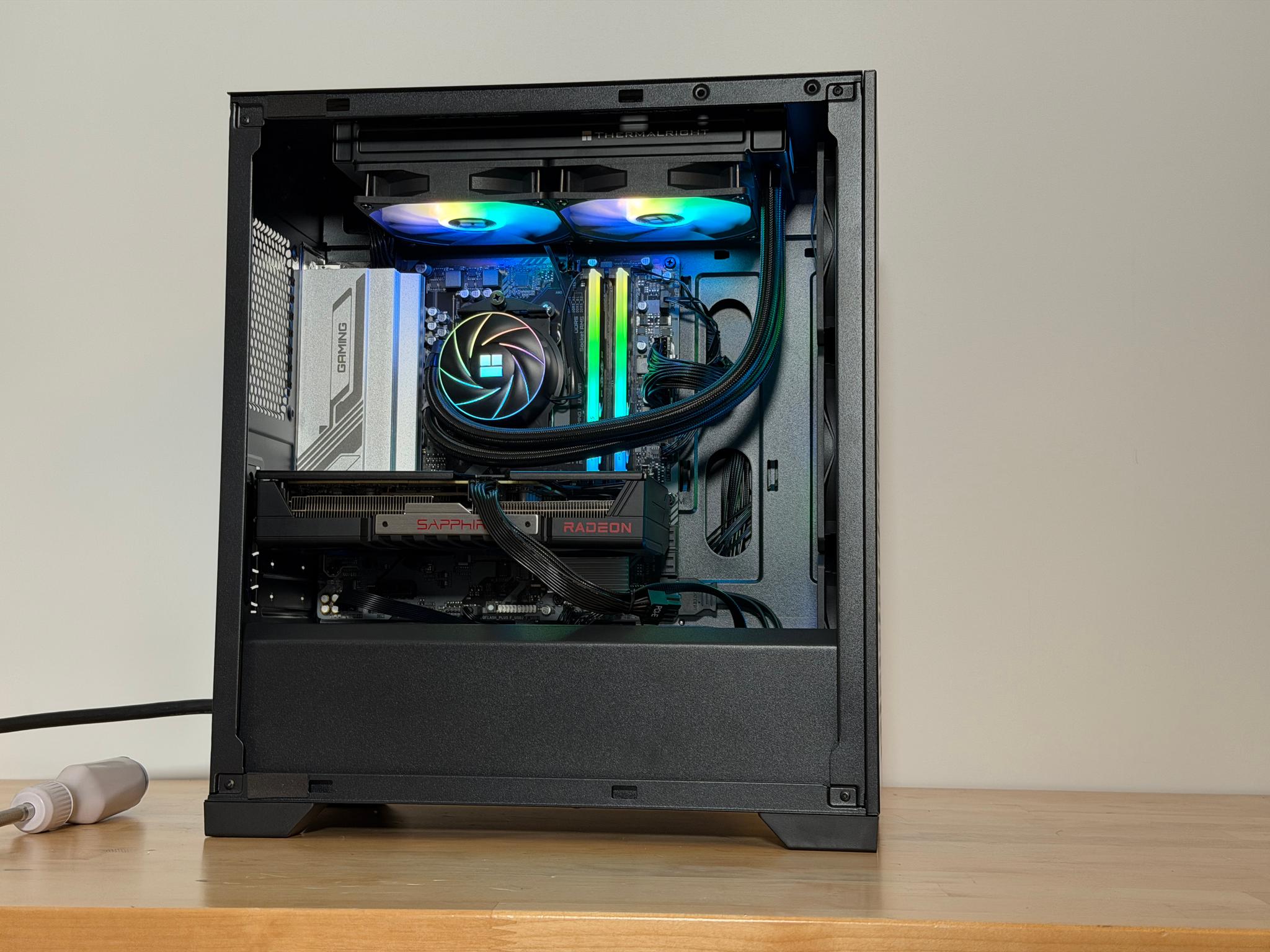 RX 9060XT Ryzen 7 7700x Gaming PC
