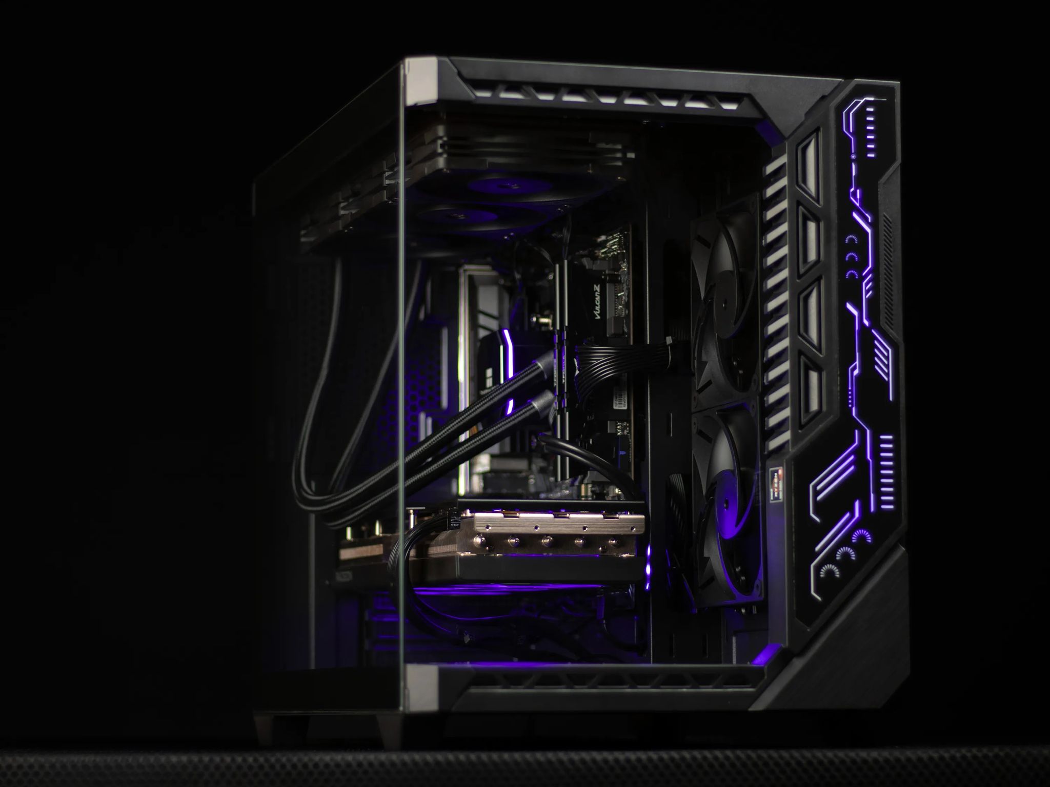 “DarkCorpo” RX 7800XT Ryzen 7 32GB Windows 11 Pro 2TB Workstation Gaming PC