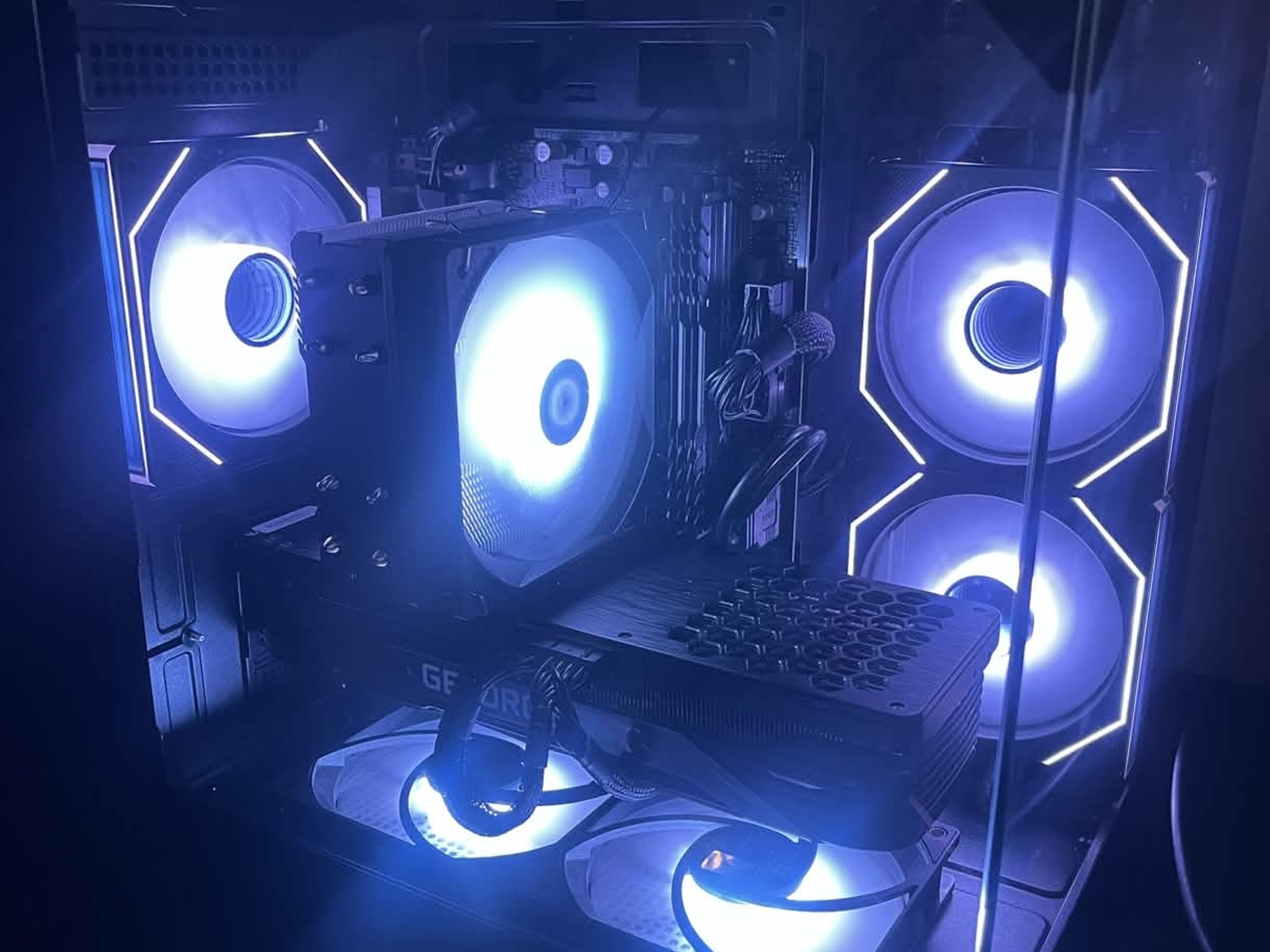 Mini Gaming PC | Ryzen 5600 | RTX 3070 | 1 TB SSD | 16GB DDR4
