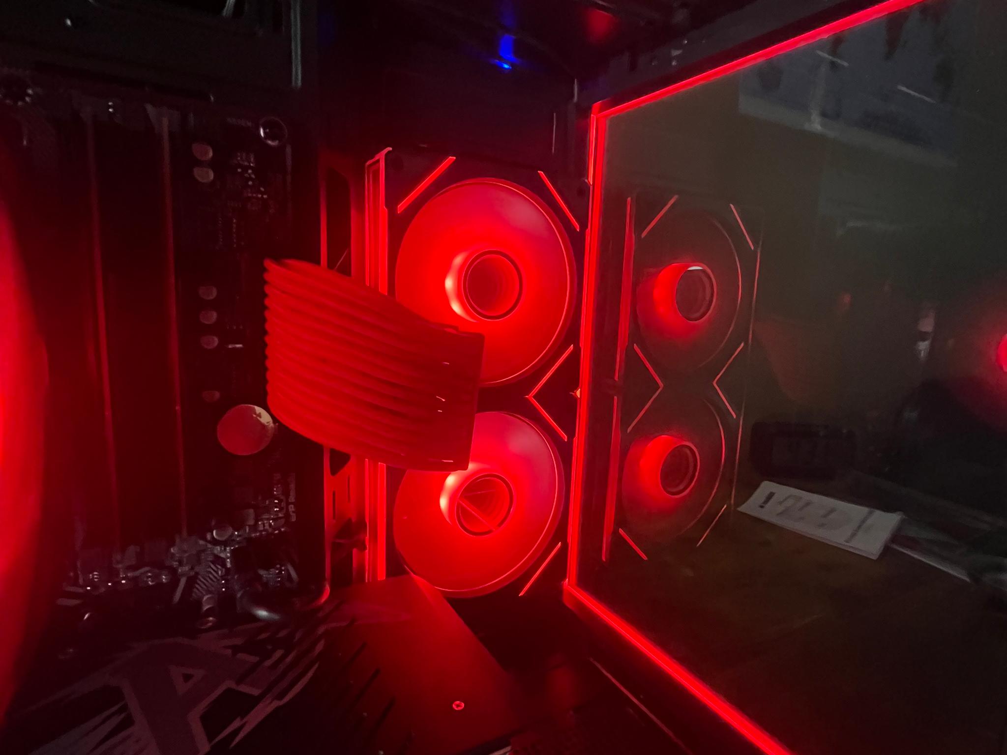 🖤❤️Crimson Forest Gaming PC❤️🖤RTX 3060TI🖤❤️Ryzen 5 5500❤️🖤32GB DDR4🖤❤️1TB NVME SSD❤️🖤