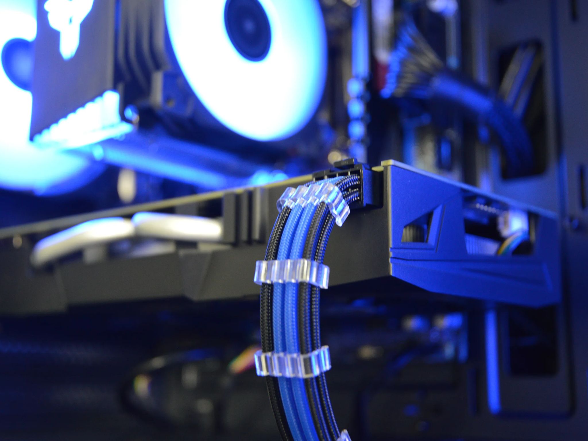 🔵⚫️| RX 580 8GB | INTEL XEON E5 2670 V3 | 16GB DDR4 RAM | 1TB NVME SSD | Midnight Ocean |
