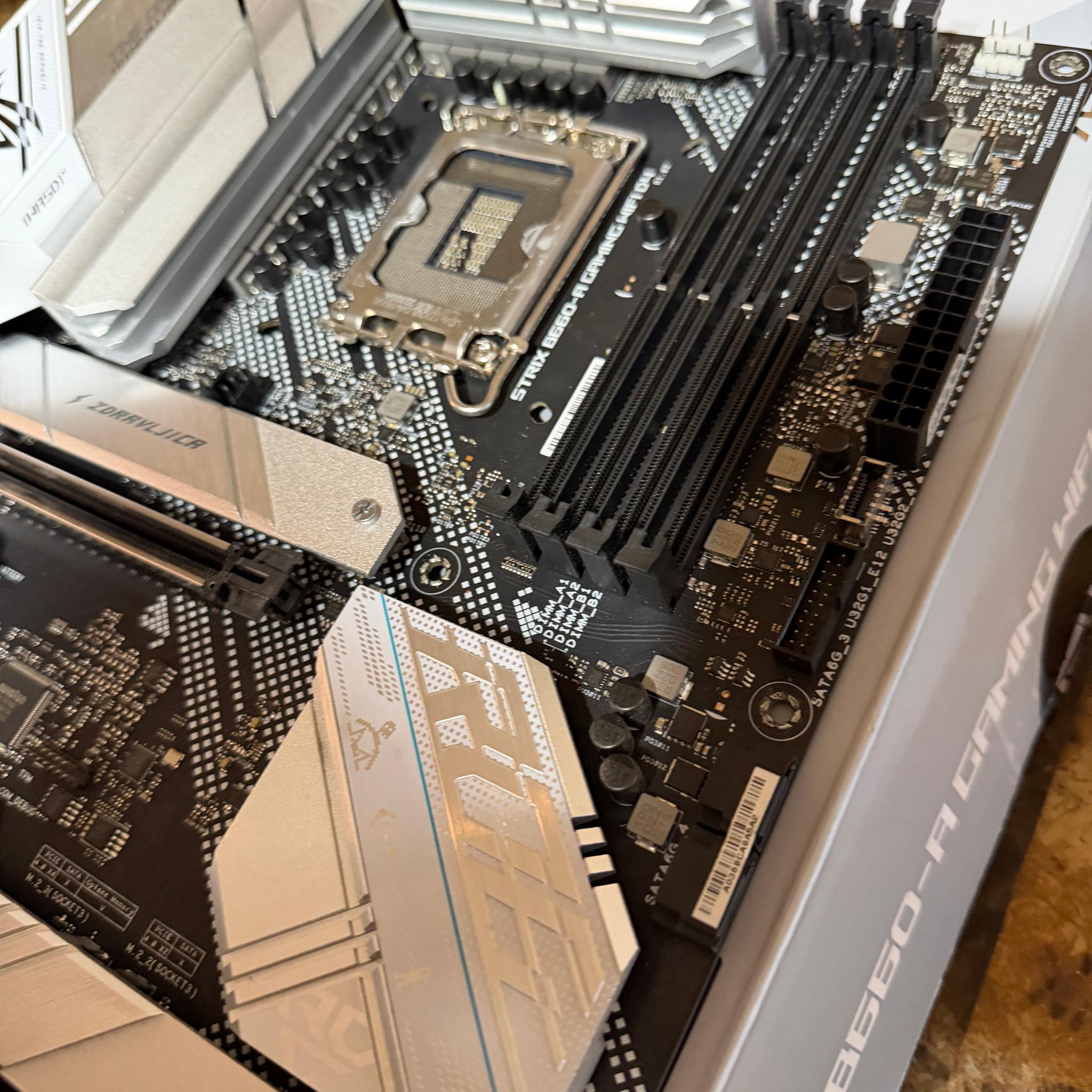 B660 Strix A D4