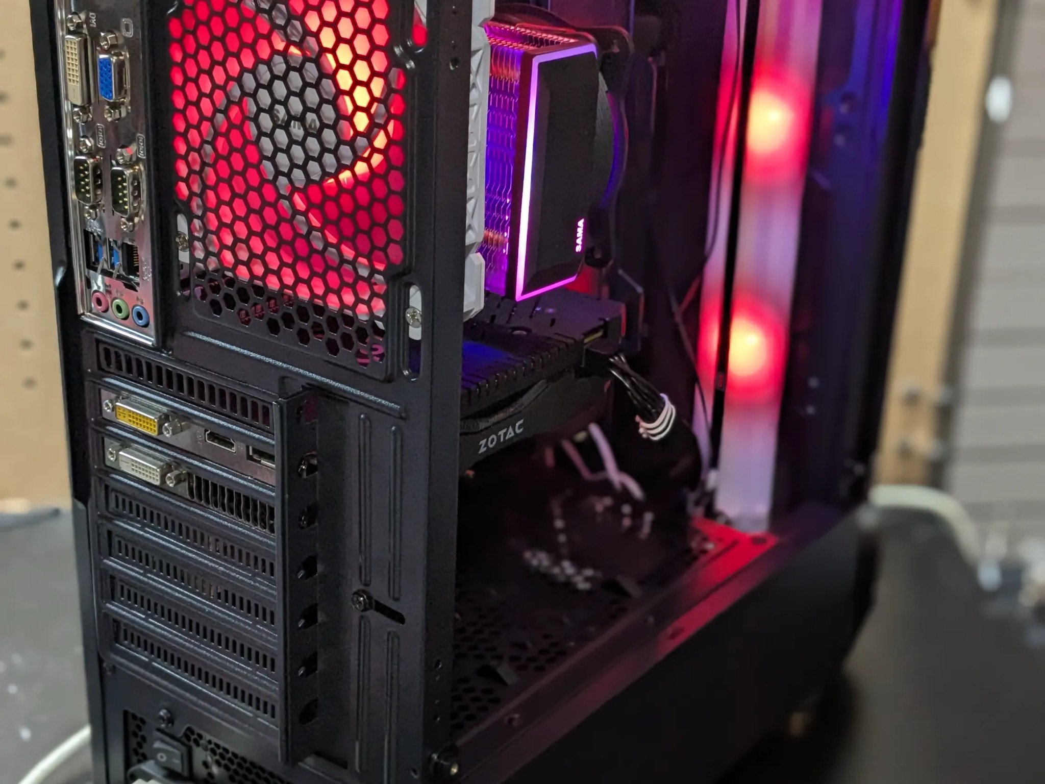 Rush B: 3 Stripe | 120 FPS Fortnite | Scratch and Dent | i5-4570, 16GB RAM, 480GB SSD, GTX 950